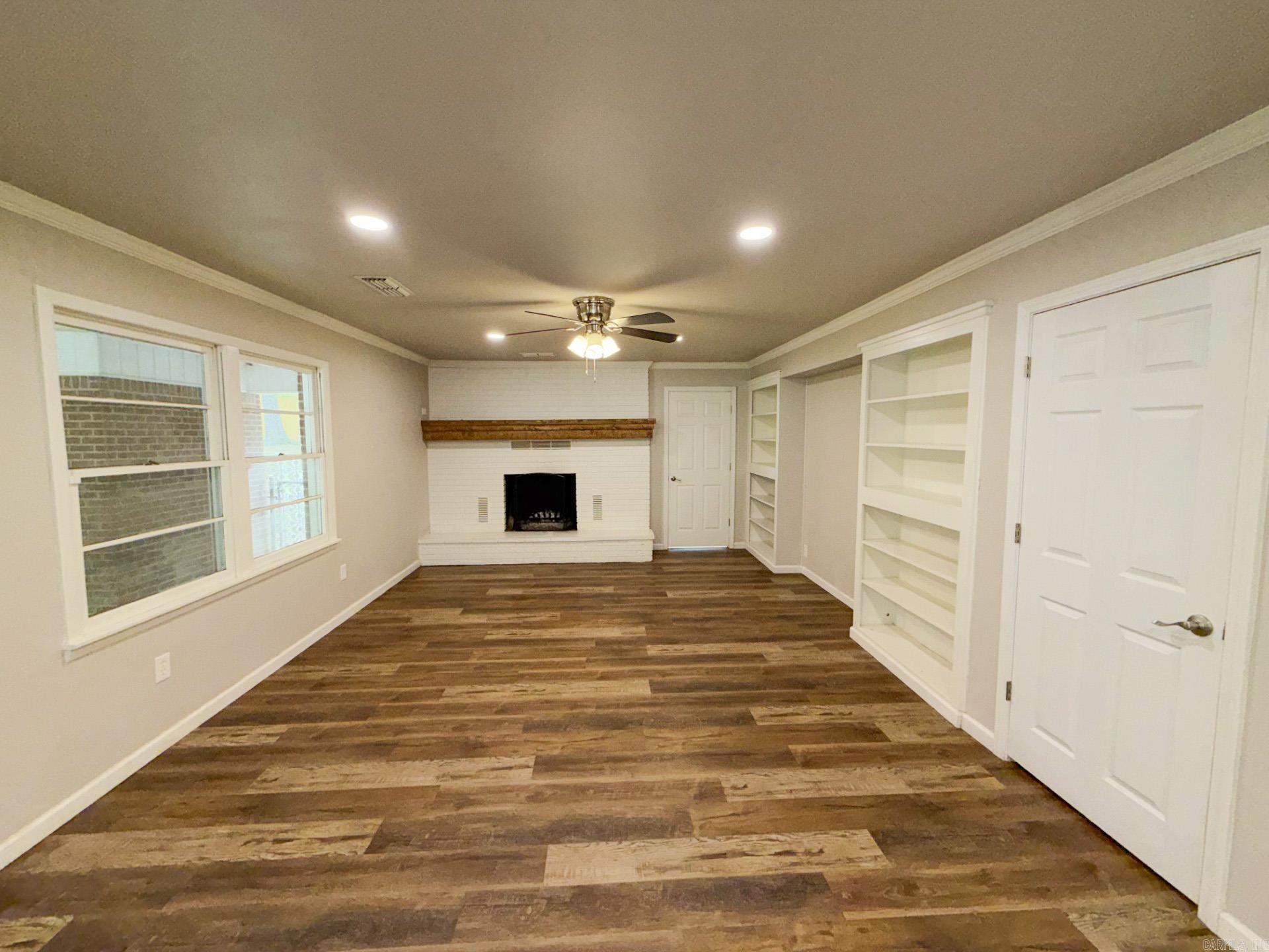 FOREST HILLS - Residential