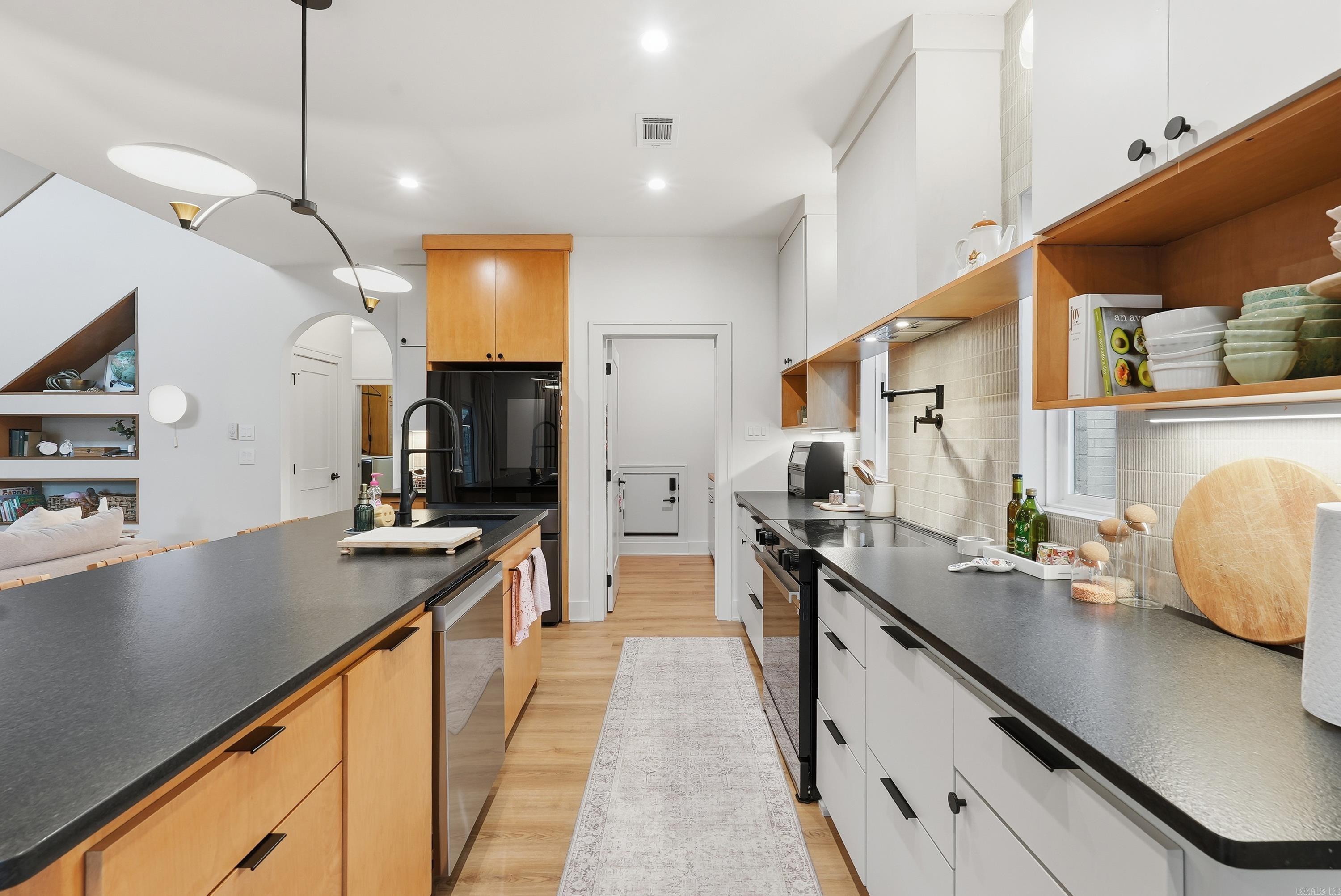 SYLVIA SPRINGS SUBDIVISION - Residential