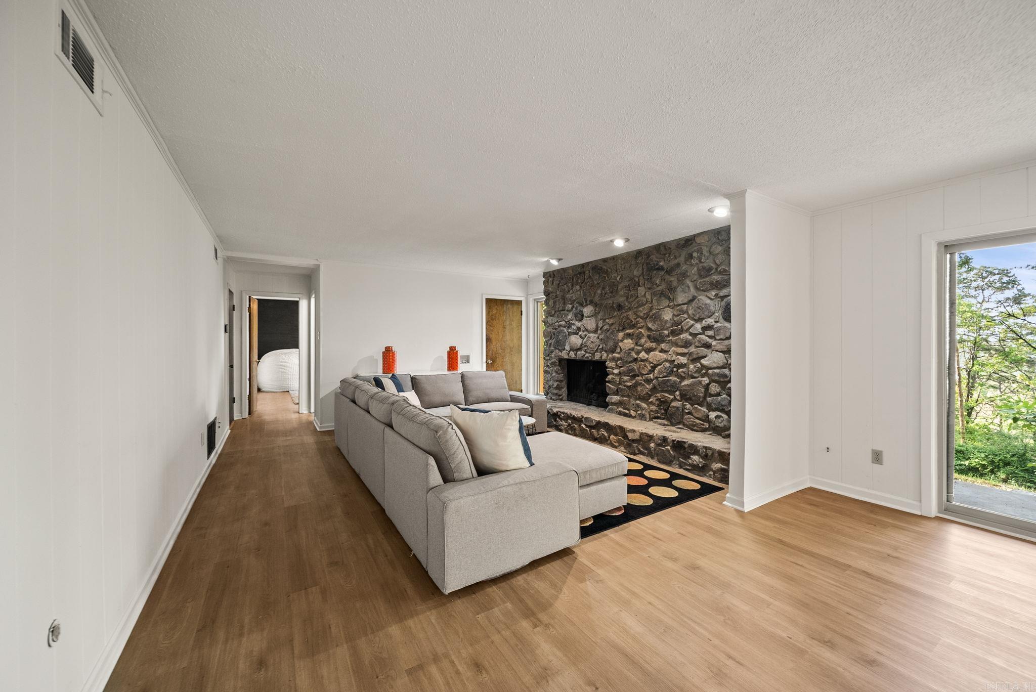 WALTON HEIGHTS - Residential