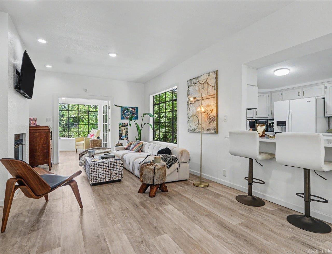 Sanders & Mayo - Residential