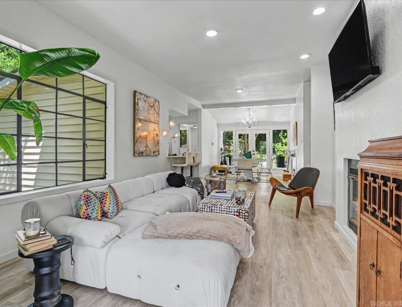 Sanders & Mayo - Residential