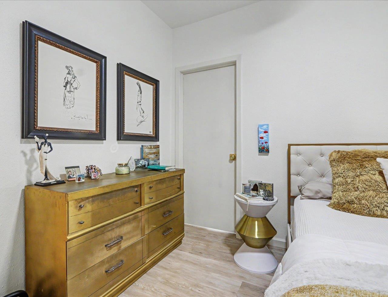 Sanders & Mayo - Residential