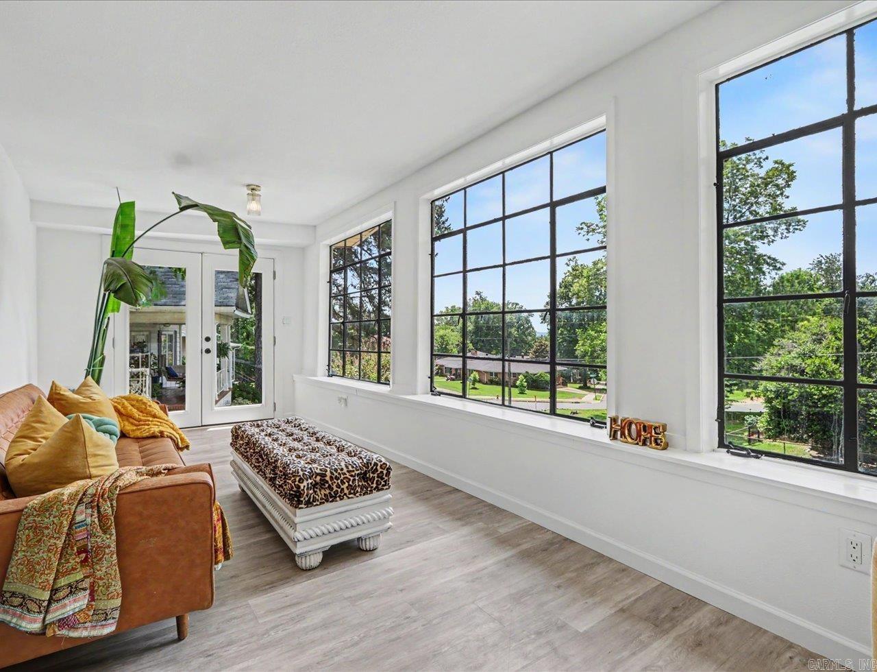Sanders & Mayo - Residential