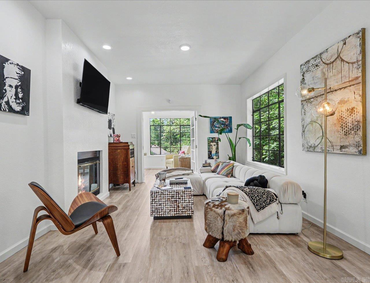Sanders & Mayo - Residential