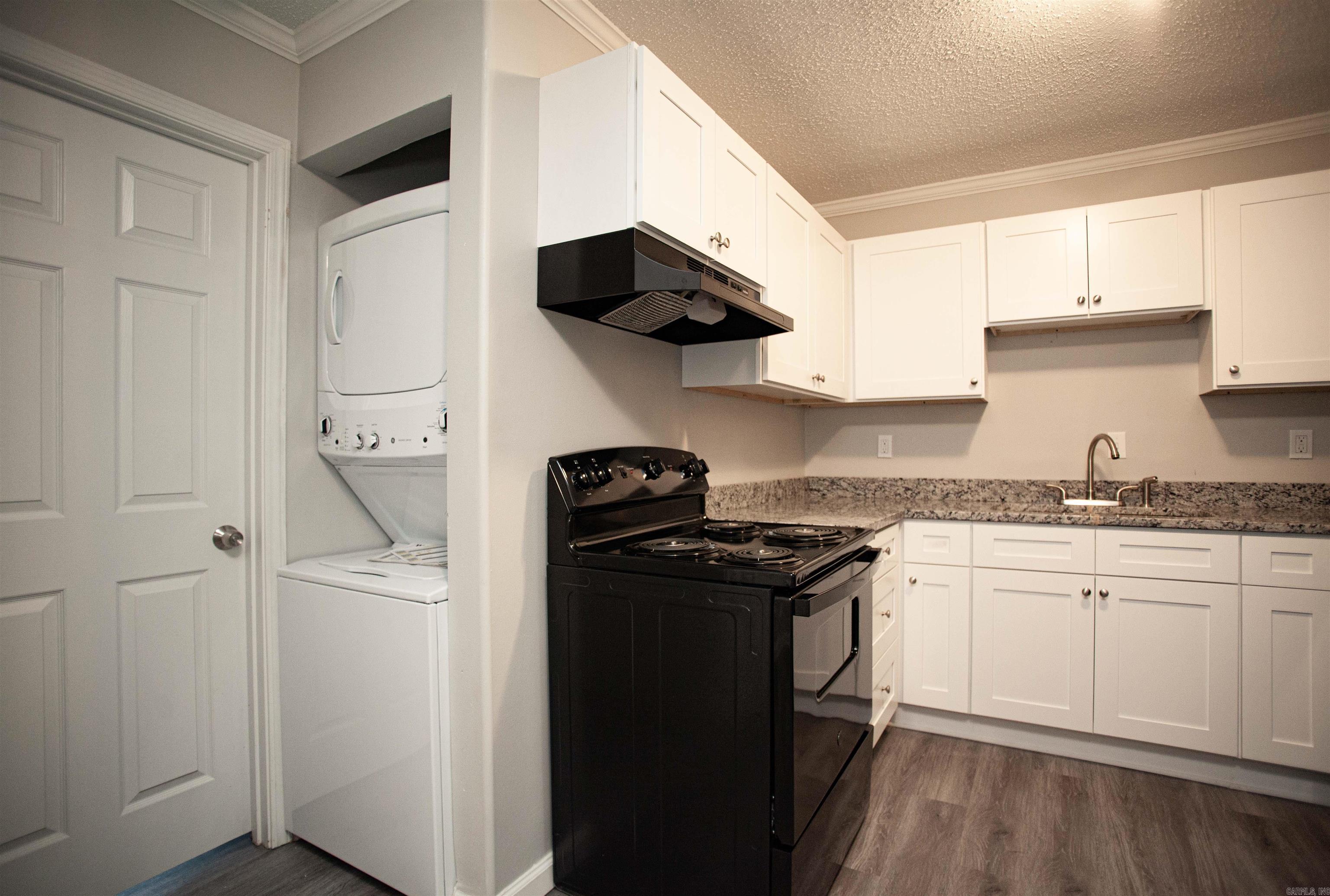 Santa Fe Heights - Residential Lease