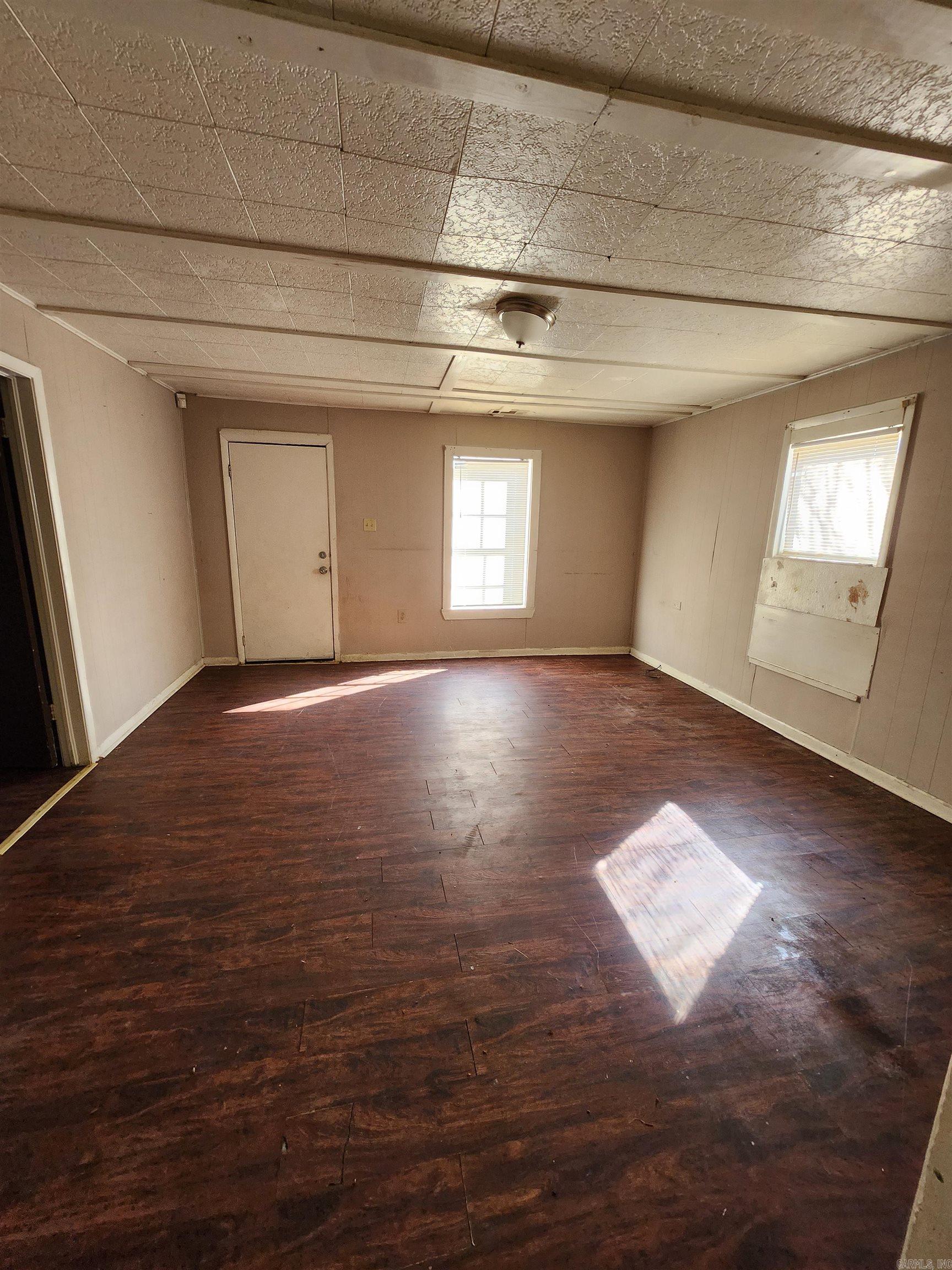 BARROW JOHN - Residential