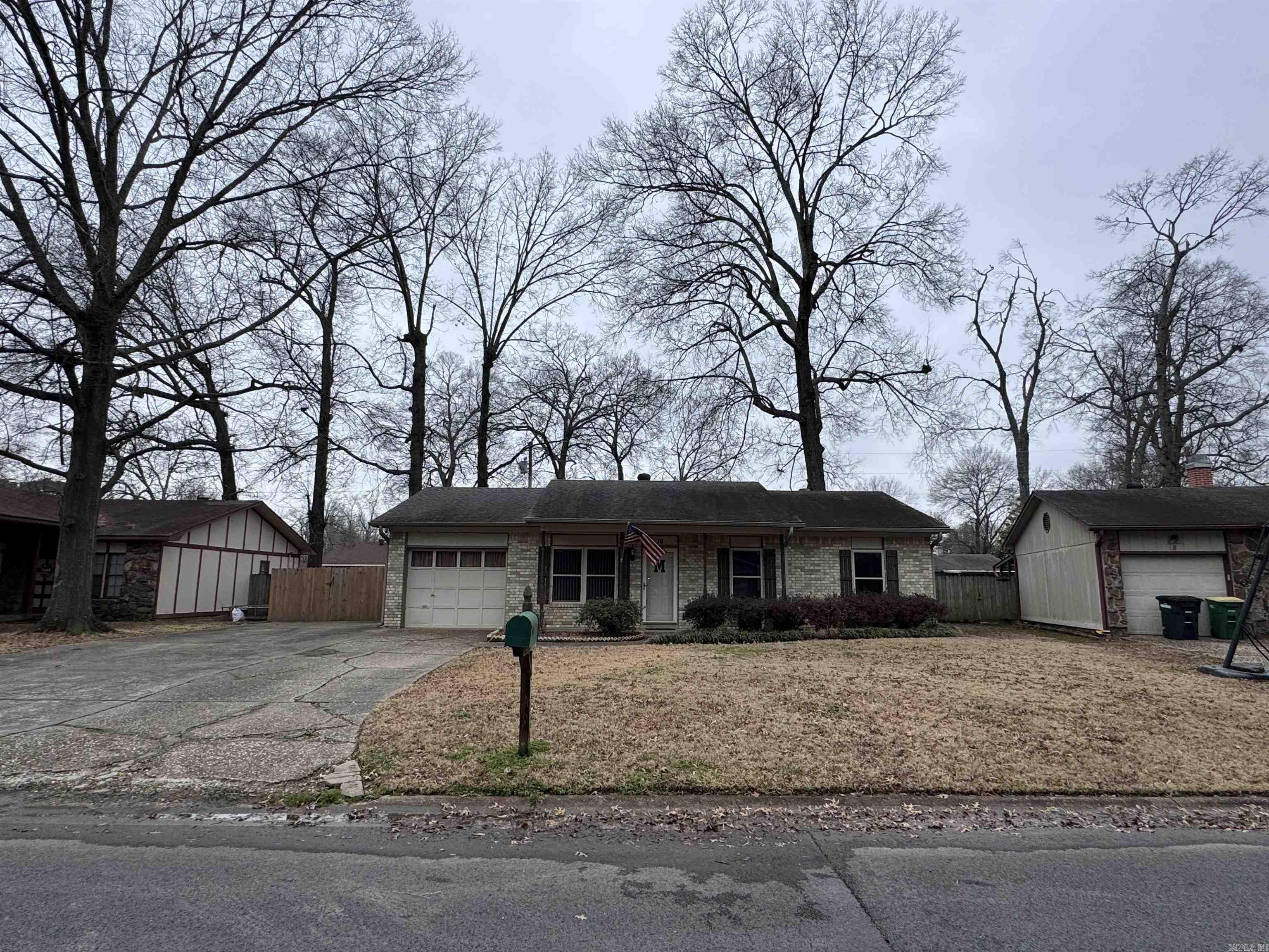 THE MEADOWS - Residential