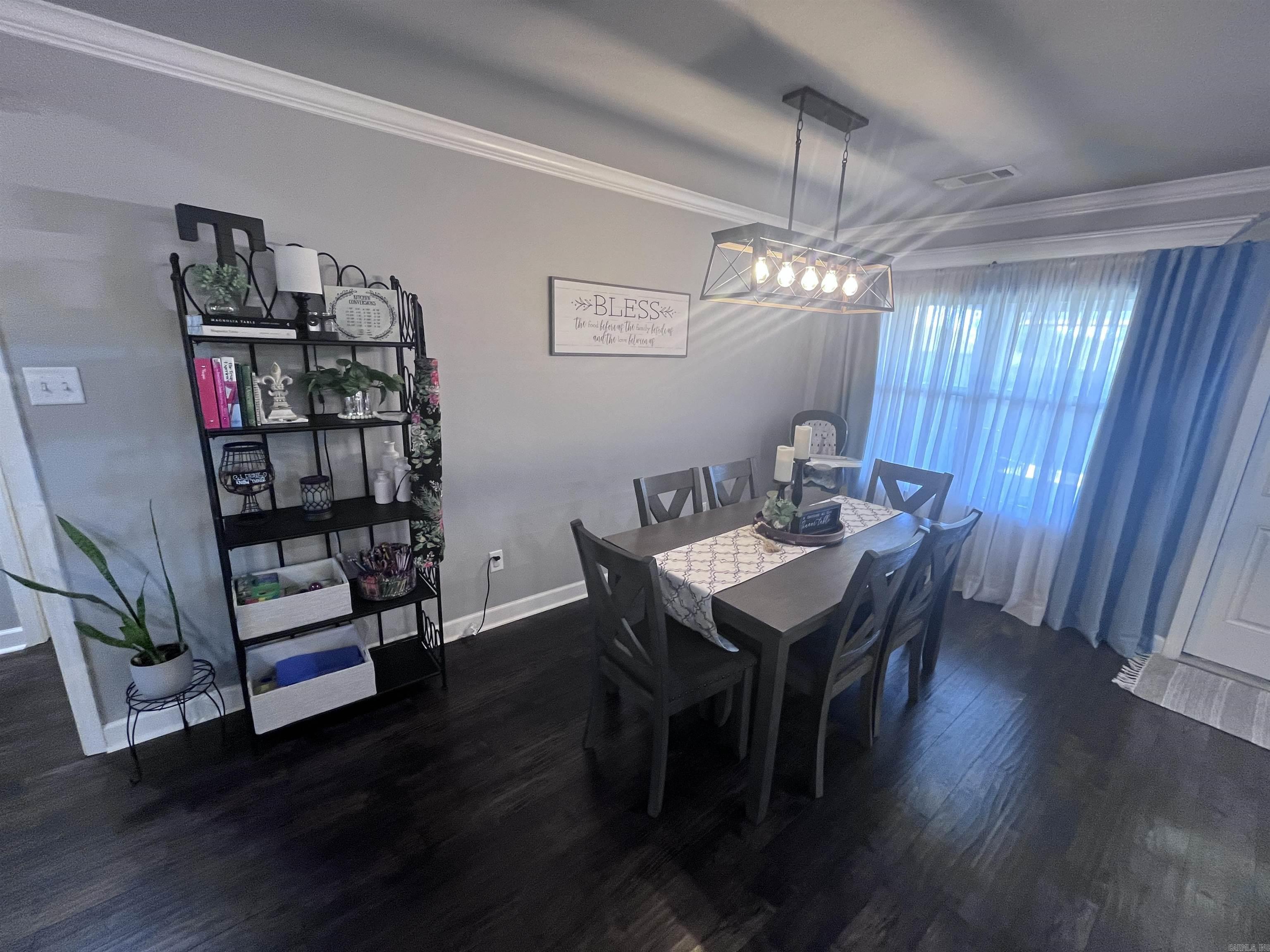 HERITAGE MEADOWS - Residential Lease