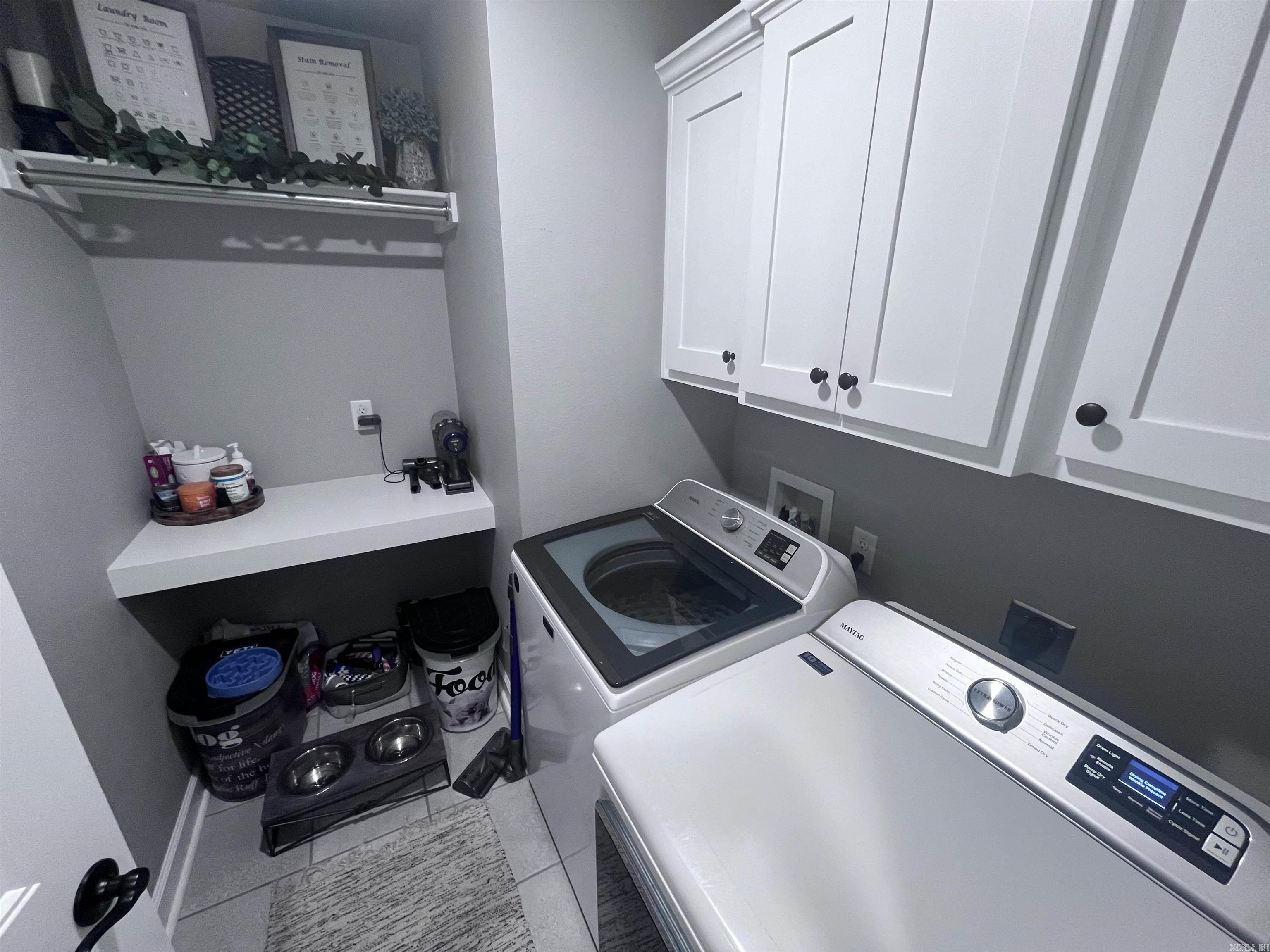 HERITAGE MEADOWS - Residential Lease