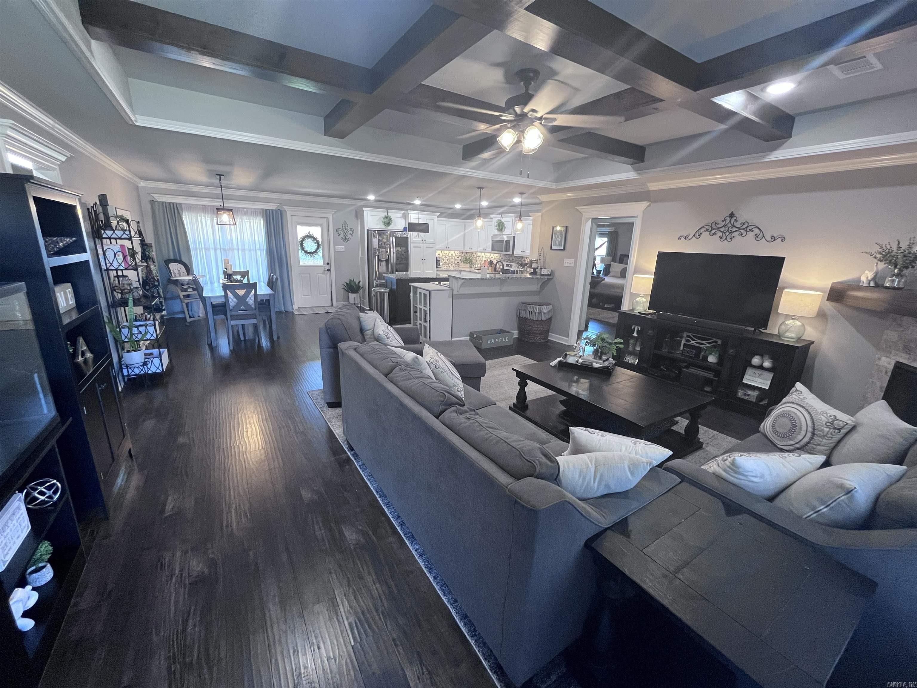 HERITAGE MEADOWS - Residential Lease