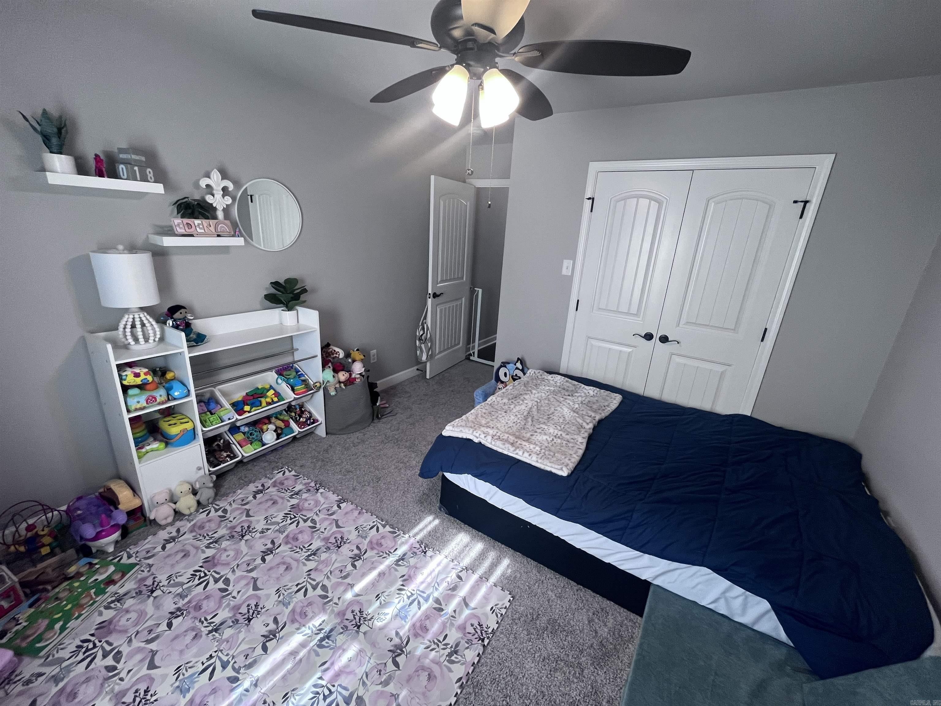 HERITAGE MEADOWS - Residential Lease