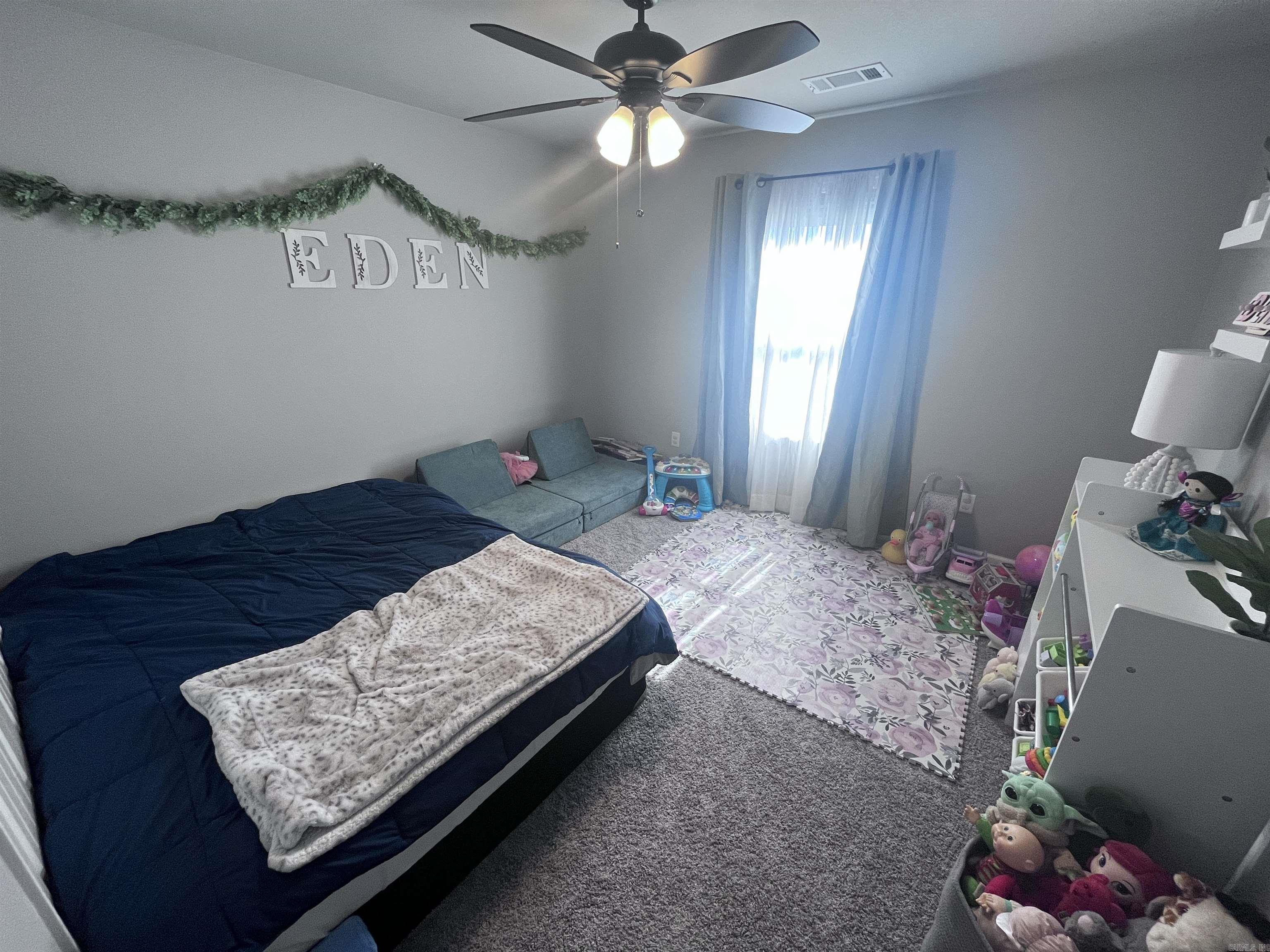 HERITAGE MEADOWS - Residential Lease