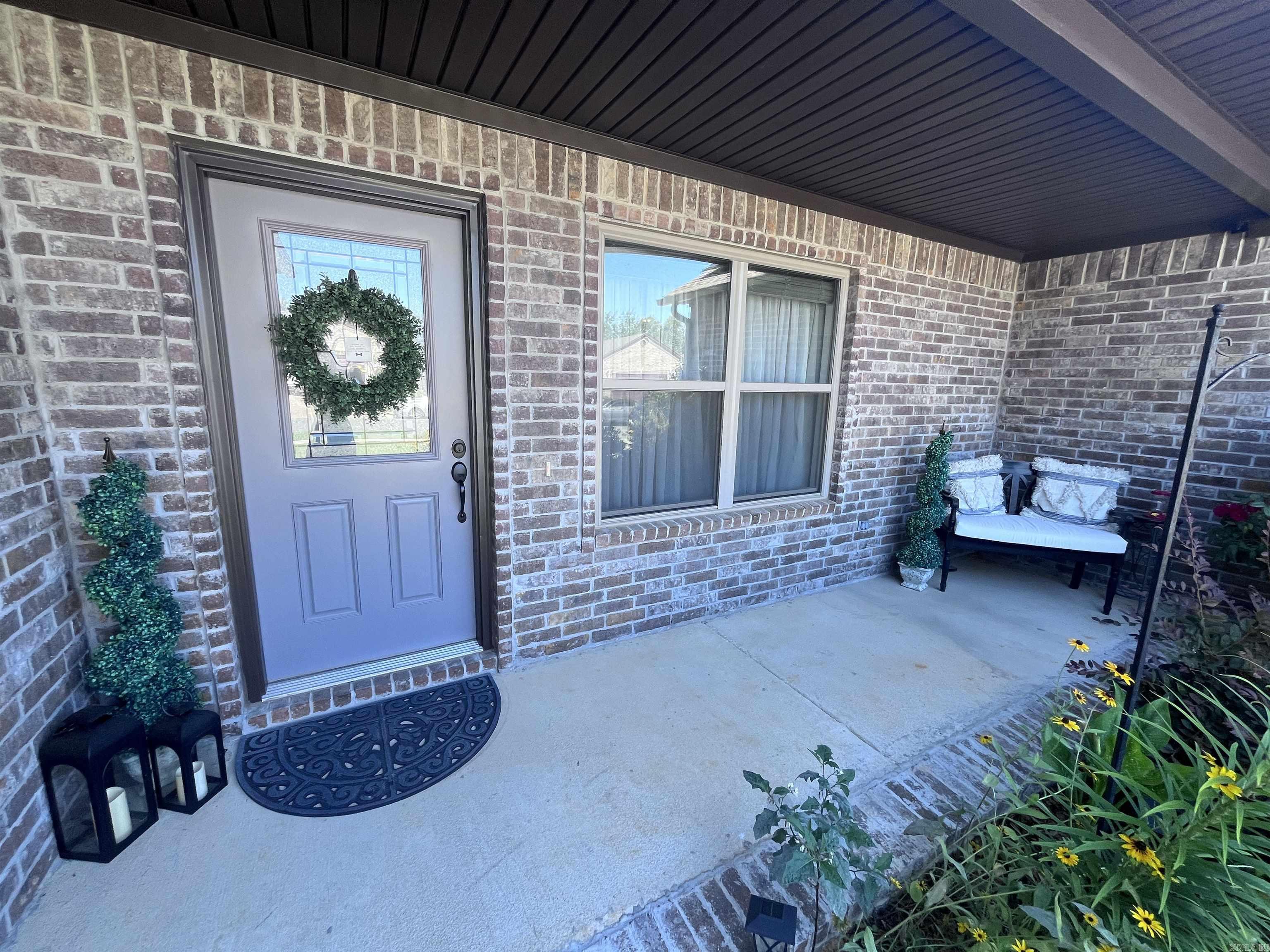 HERITAGE MEADOWS - Residential Lease