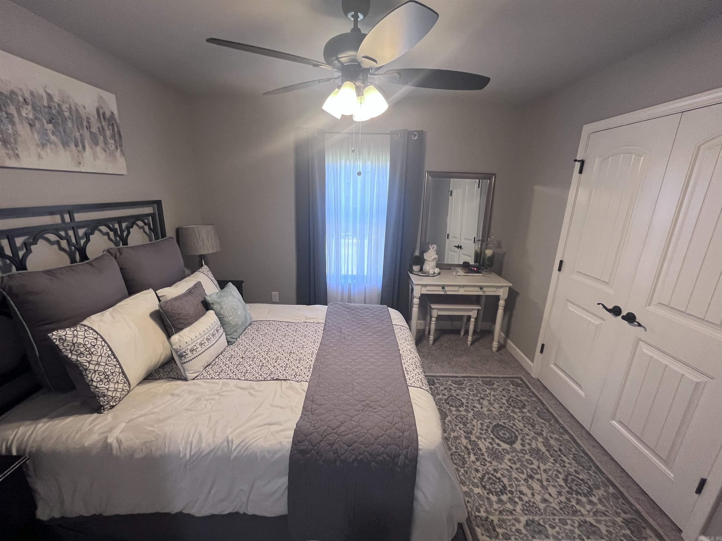 HERITAGE MEADOWS - Residential Lease