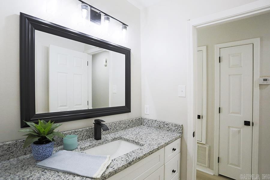 Kings Pointe - Residential