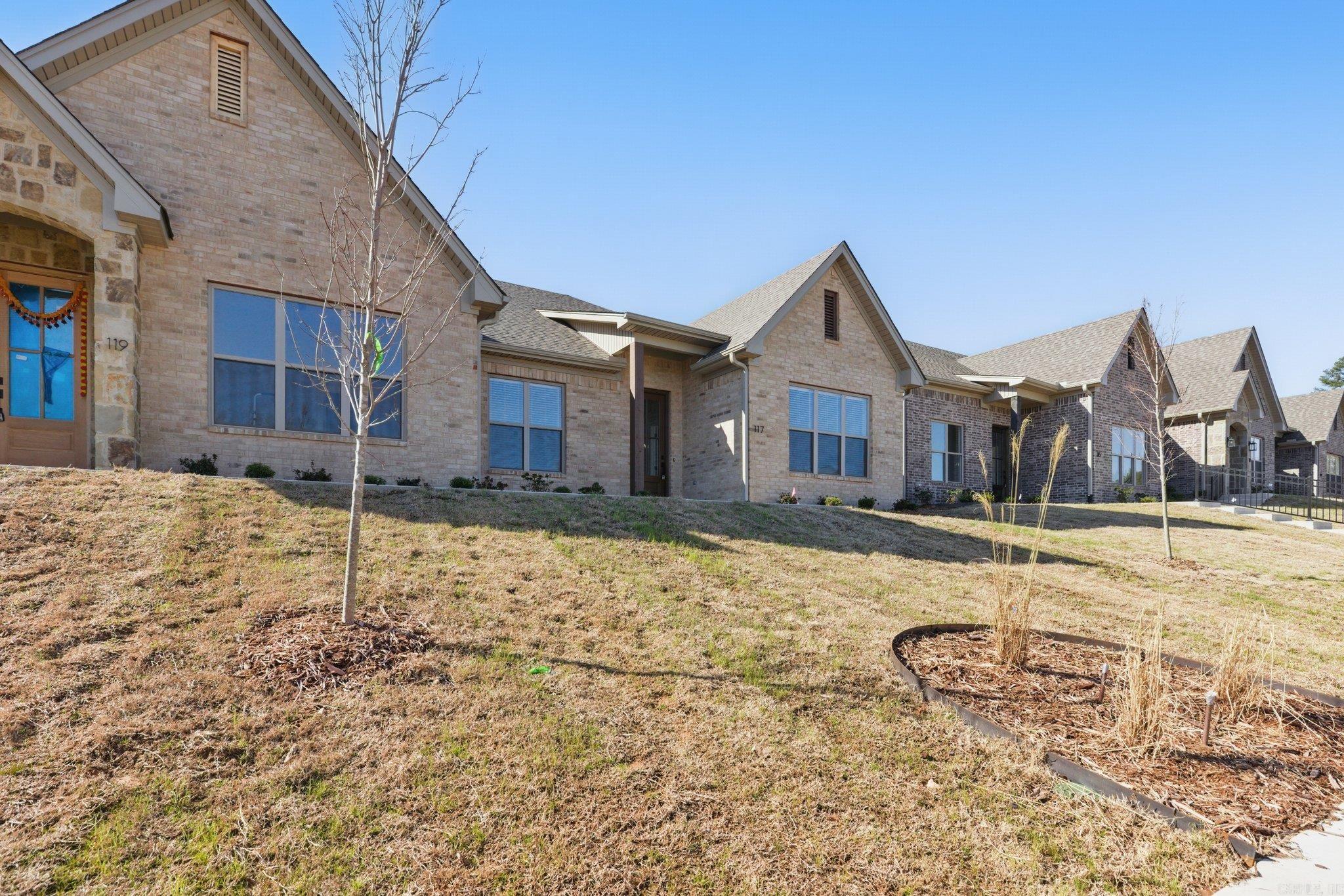 EDGEWOOD PHASE 1 - Residential Lease