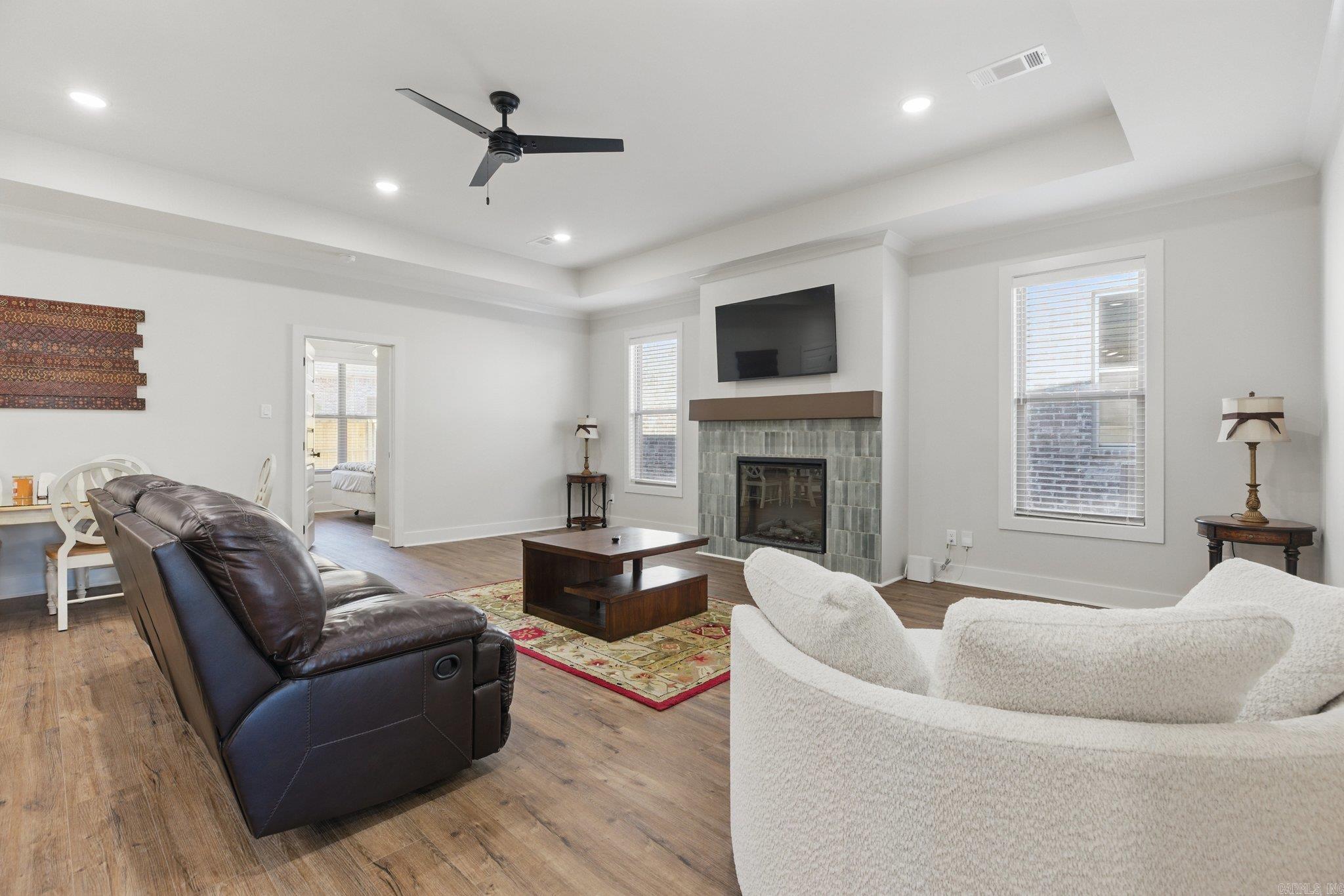 EDGEWOOD PHASE 1 - Residential Lease