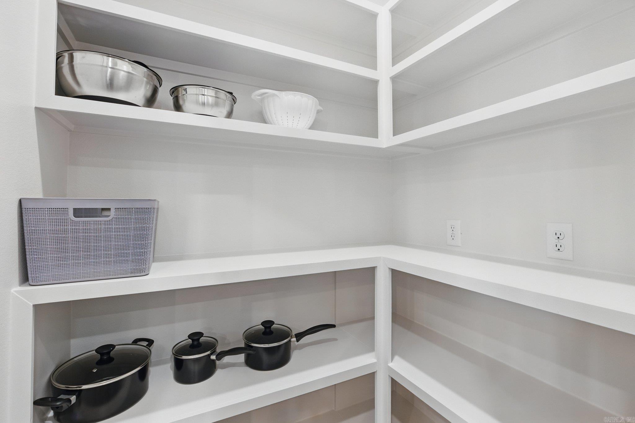 EDGEWOOD PHASE 1 - Residential Lease