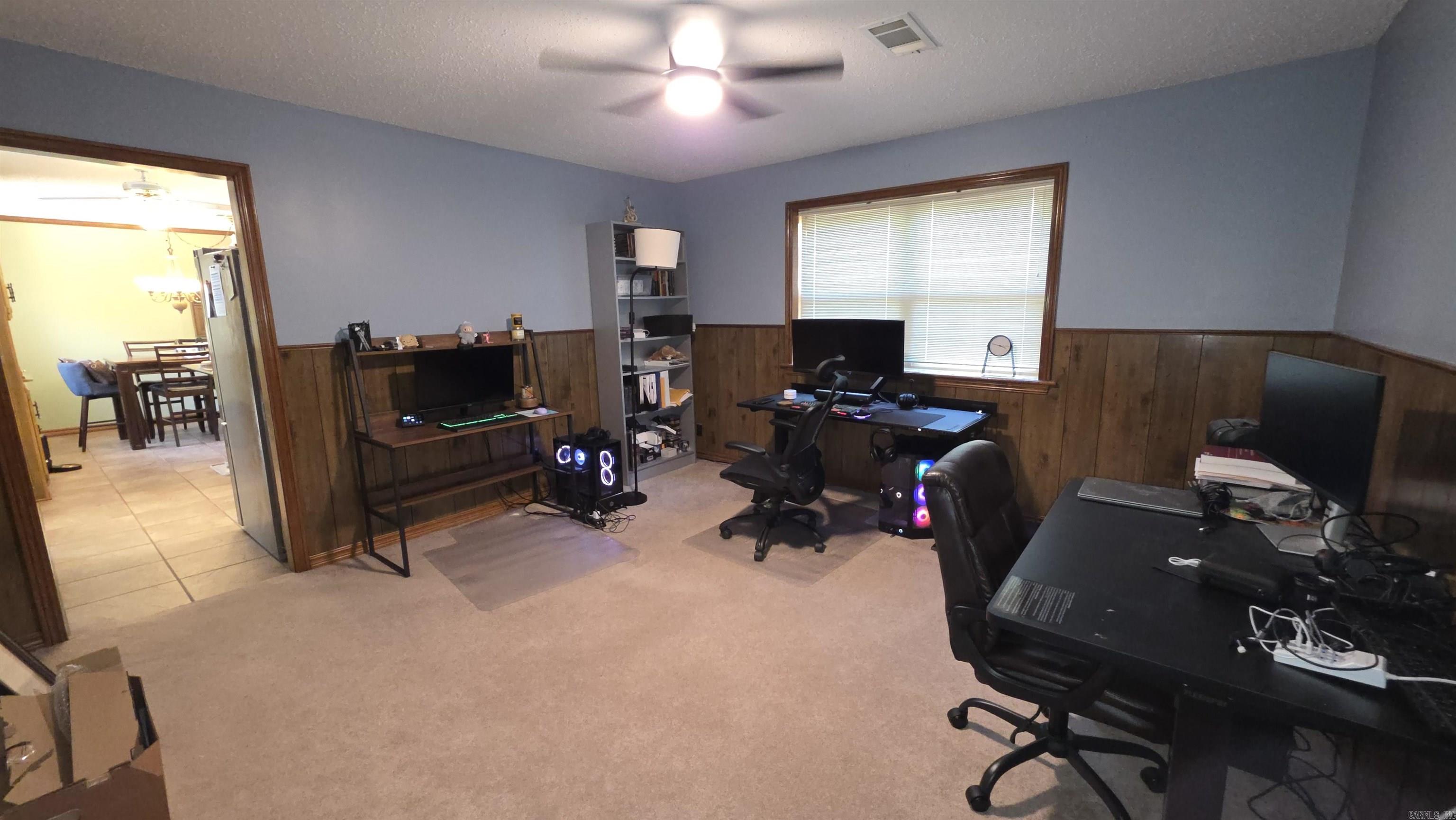 Skyline Manor Unit 1 - Residential