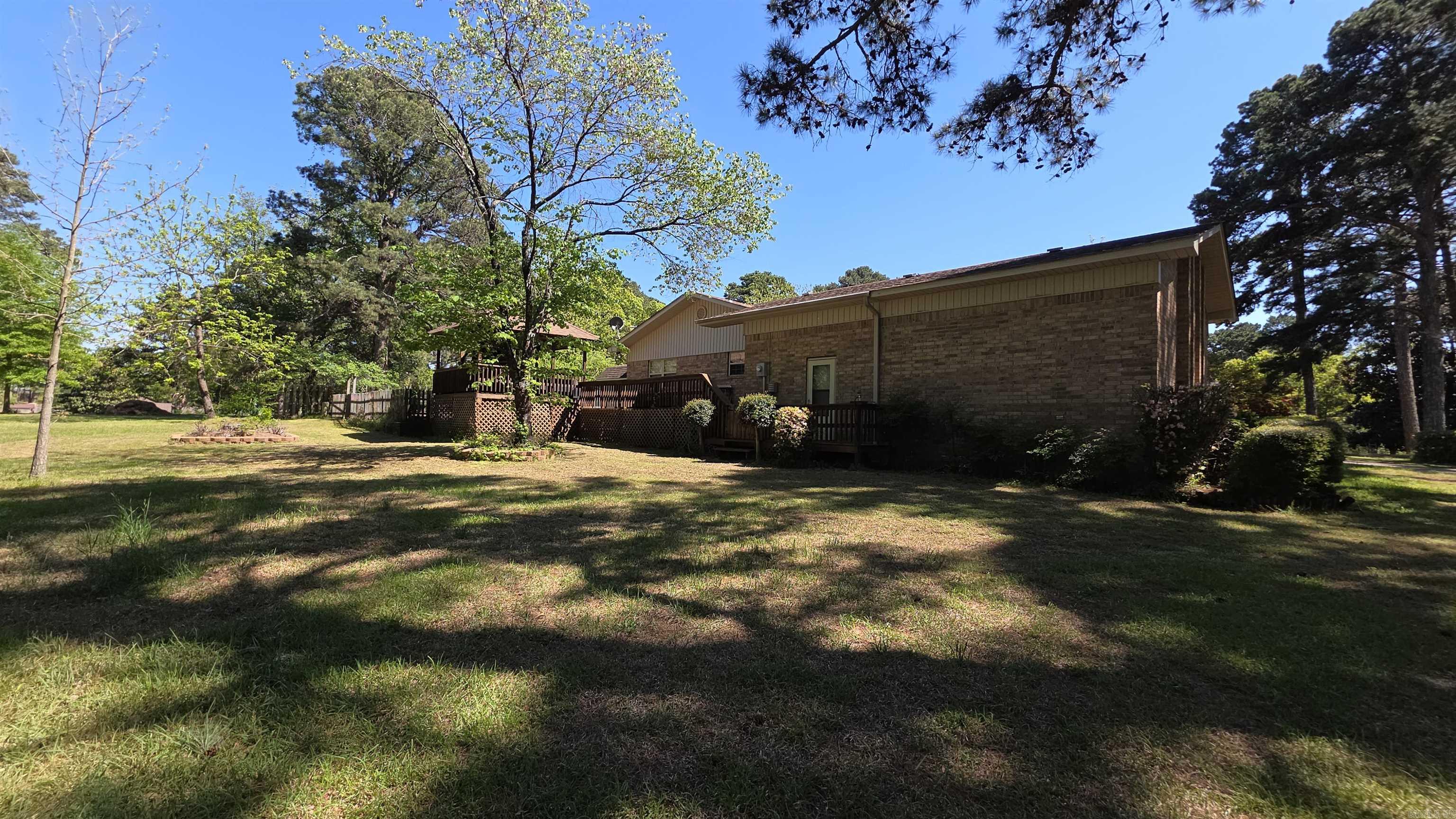 Skyline Manor Unit 1 - Residential