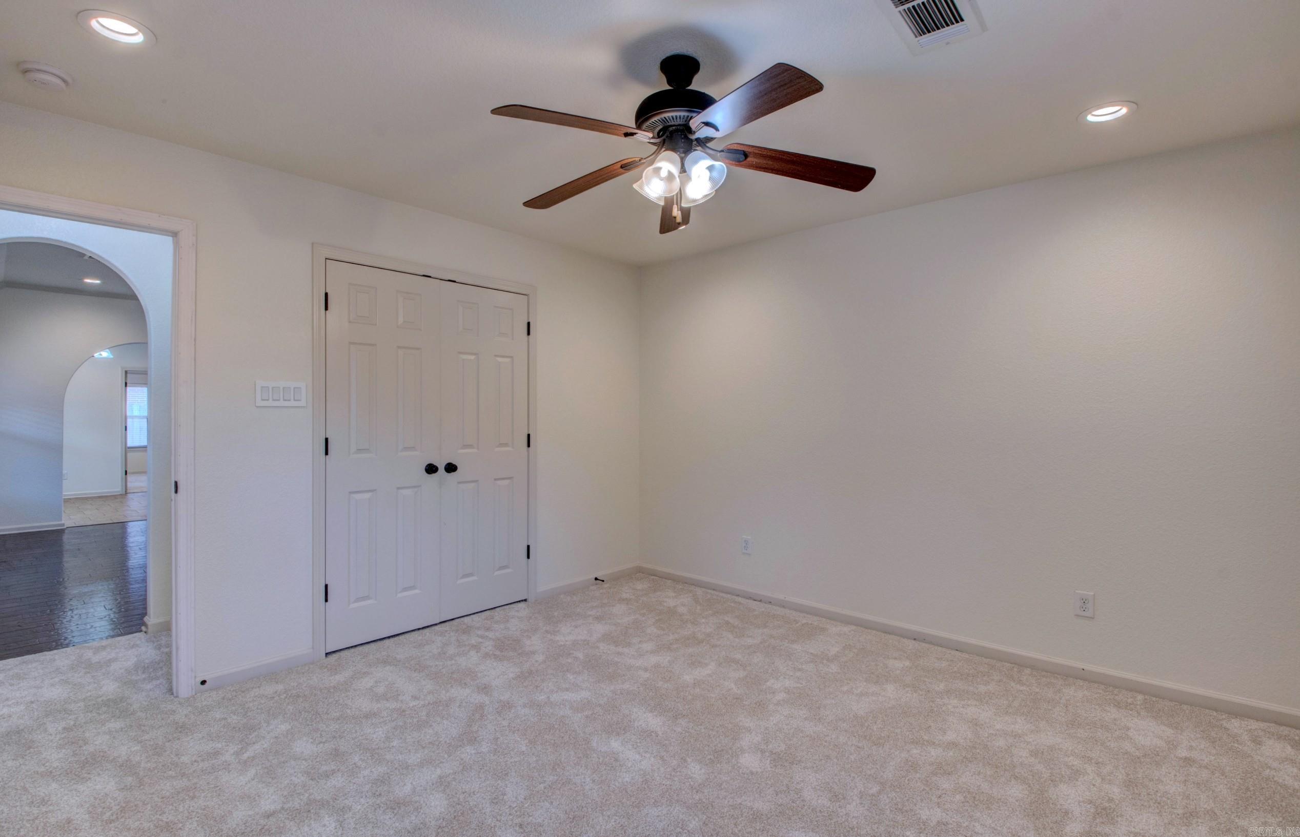 SOUTHERN COMFORT ESTATES - Residential