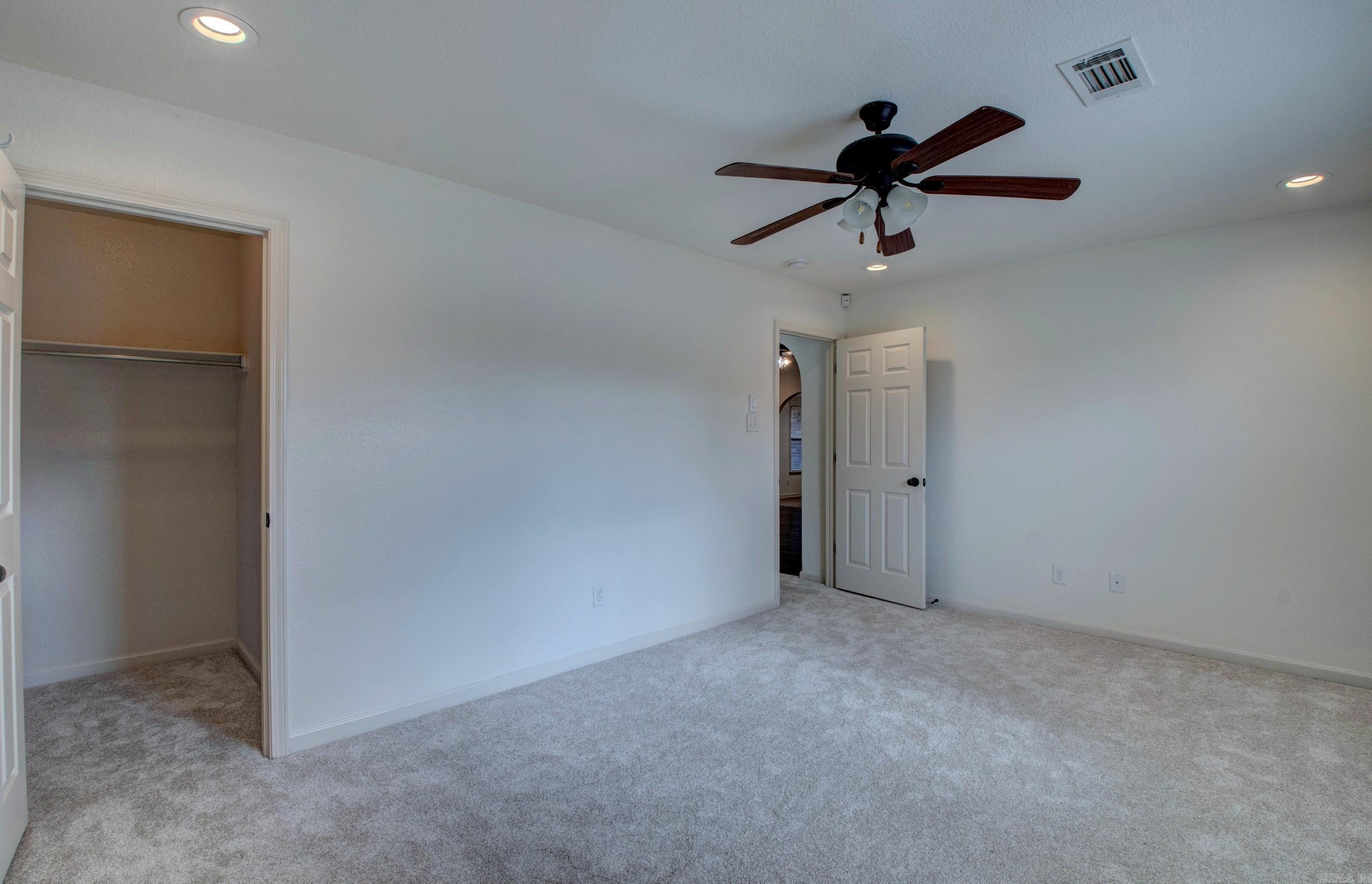 SOUTHERN COMFORT ESTATES - Residential