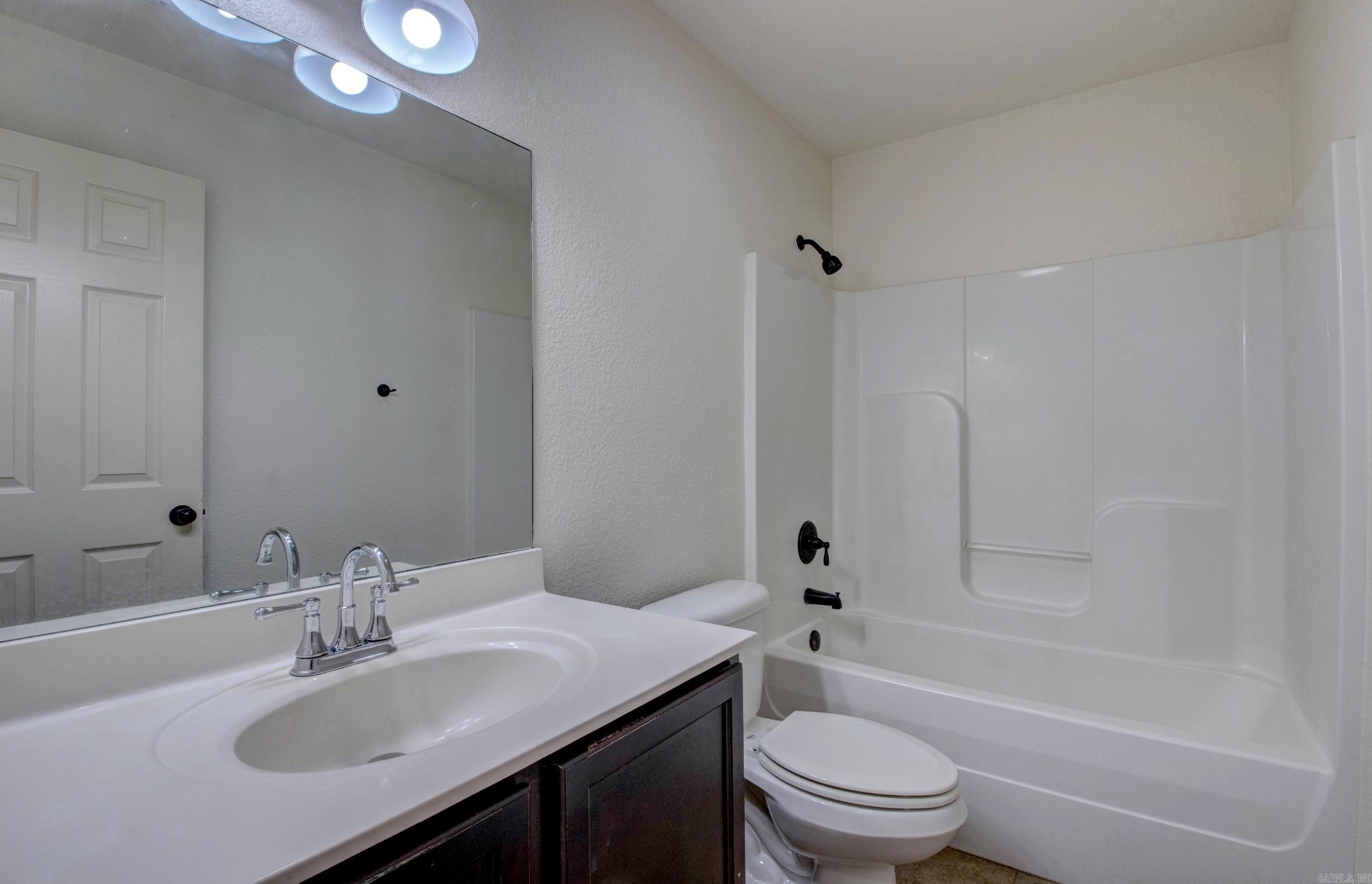 SOUTHERN COMFORT ESTATES - Residential