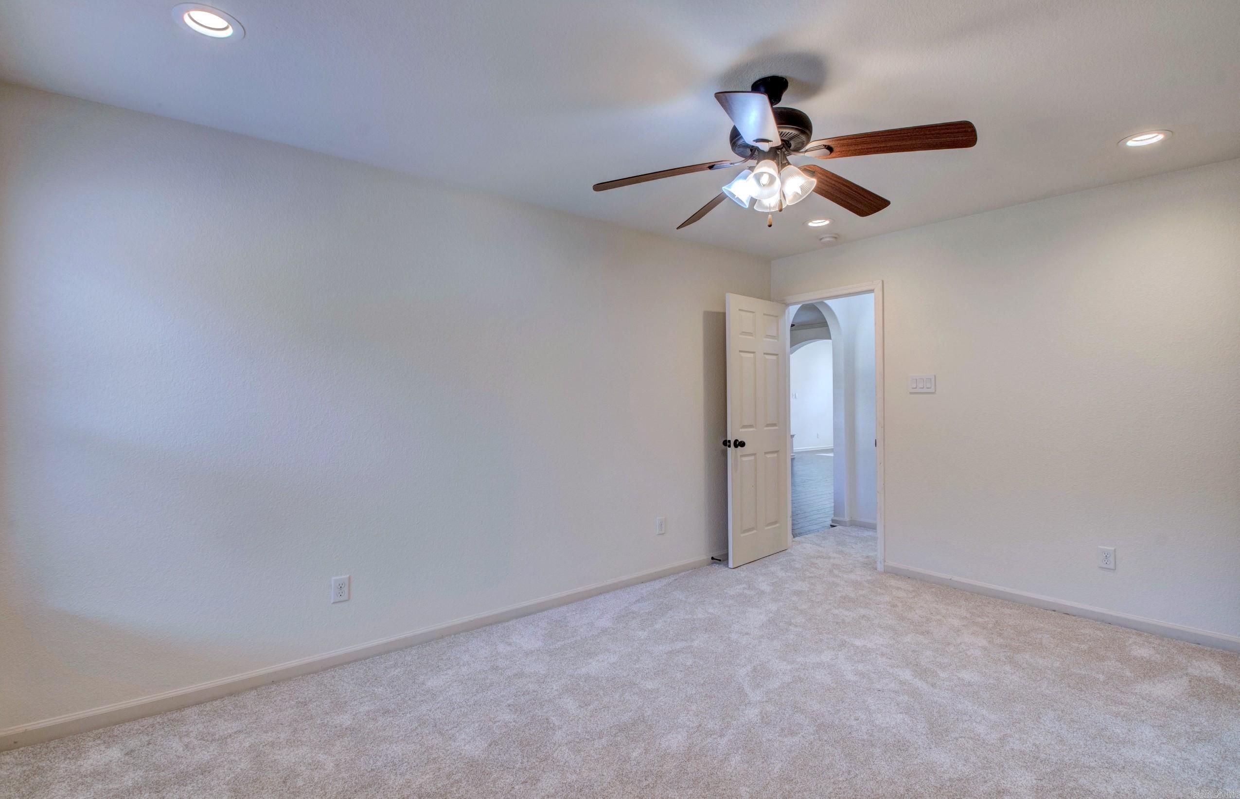 SOUTHERN COMFORT ESTATES - Residential