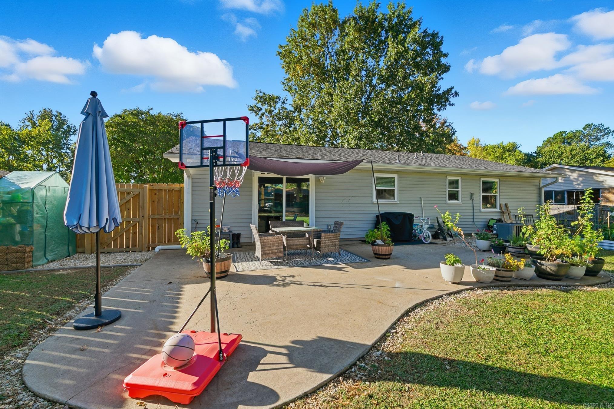 BELLAIRE - Residential