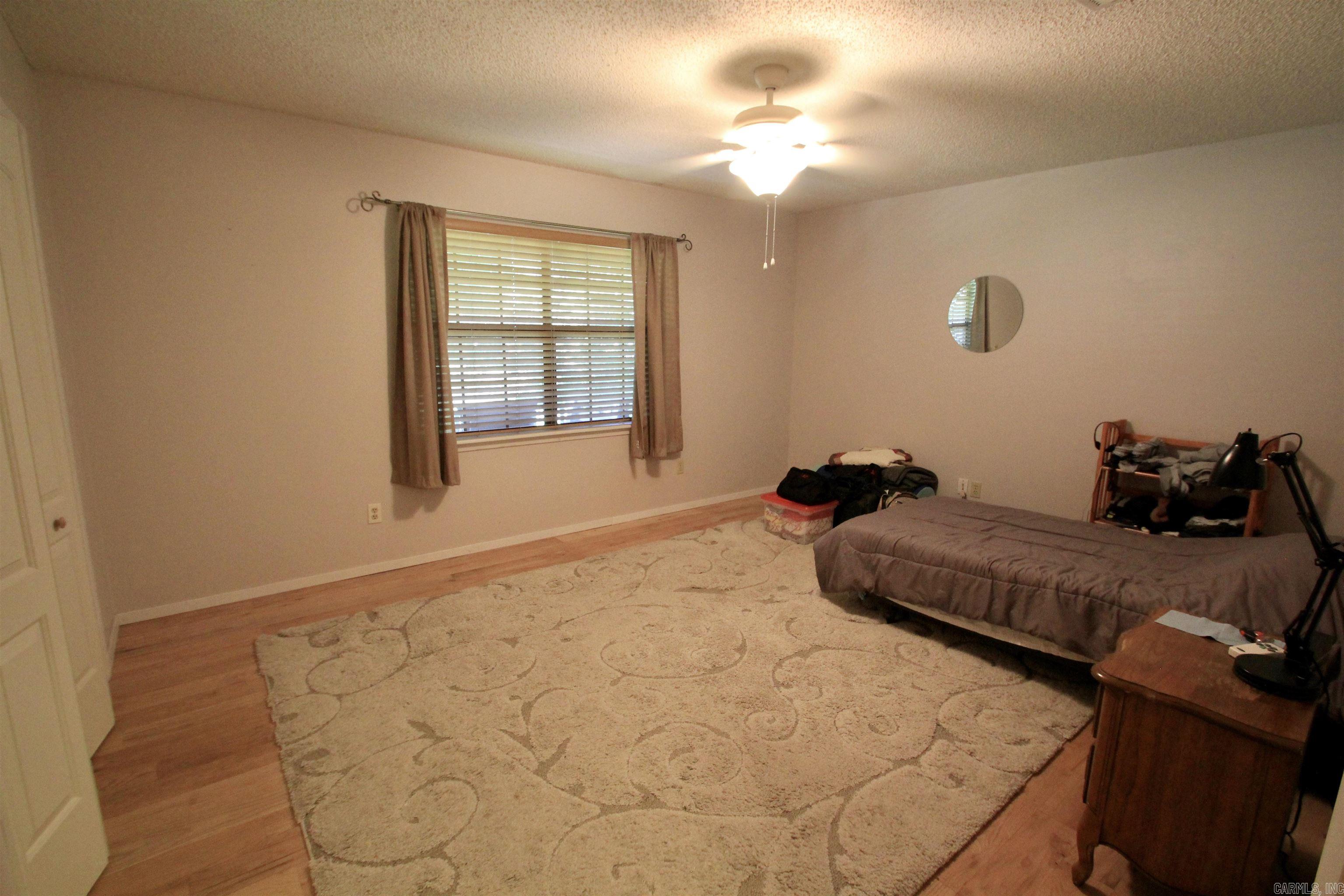 WYE MOUNTAIN ESTATES - Residential