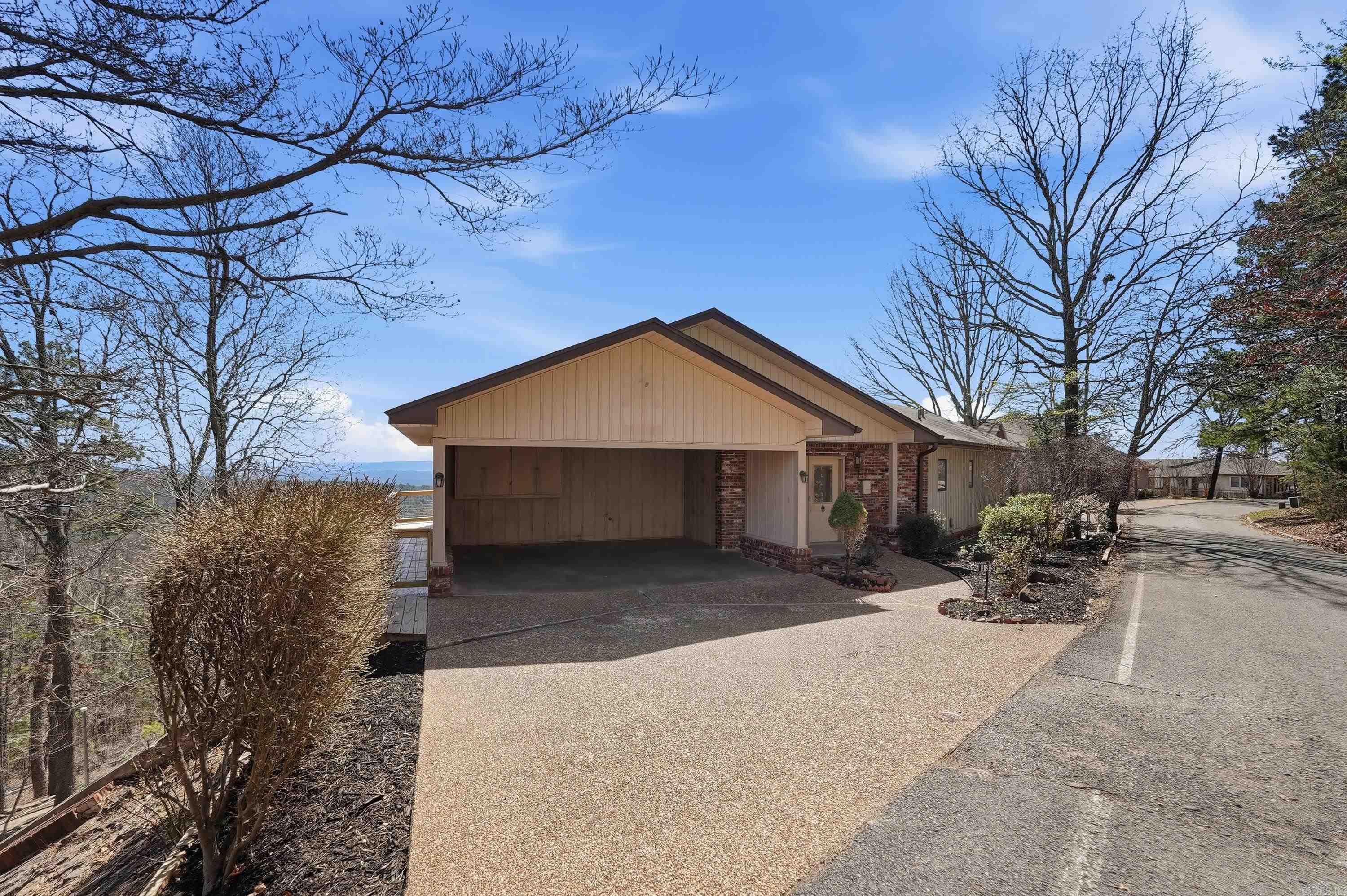 CHELSEA GLADE - Residential