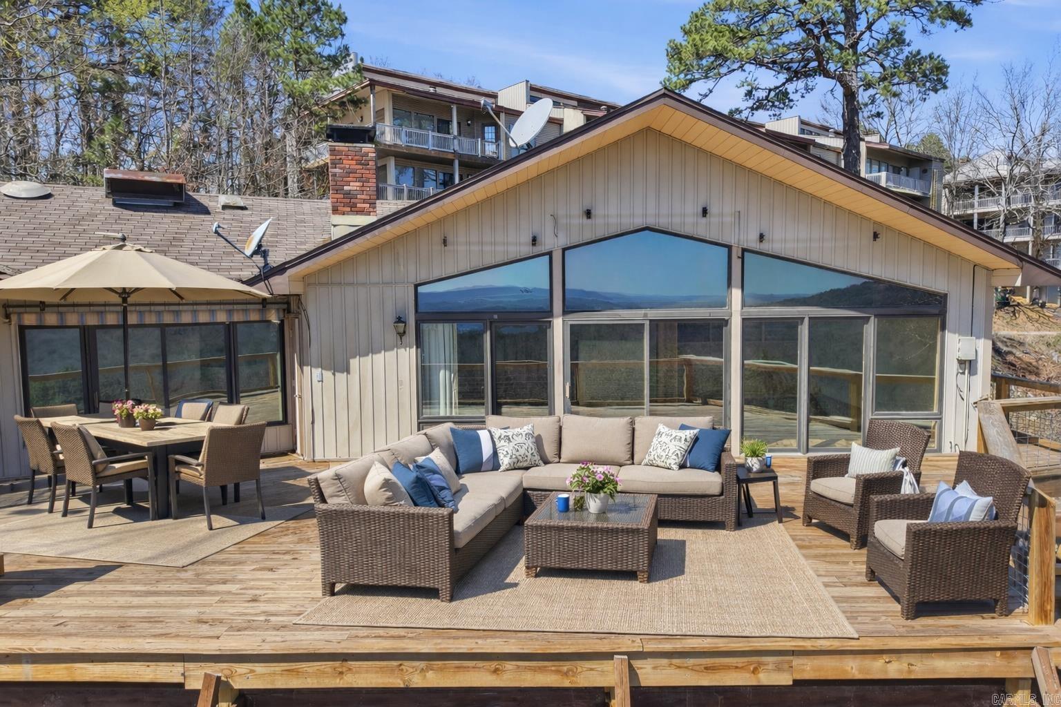 CHELSEA GLADE - Residential