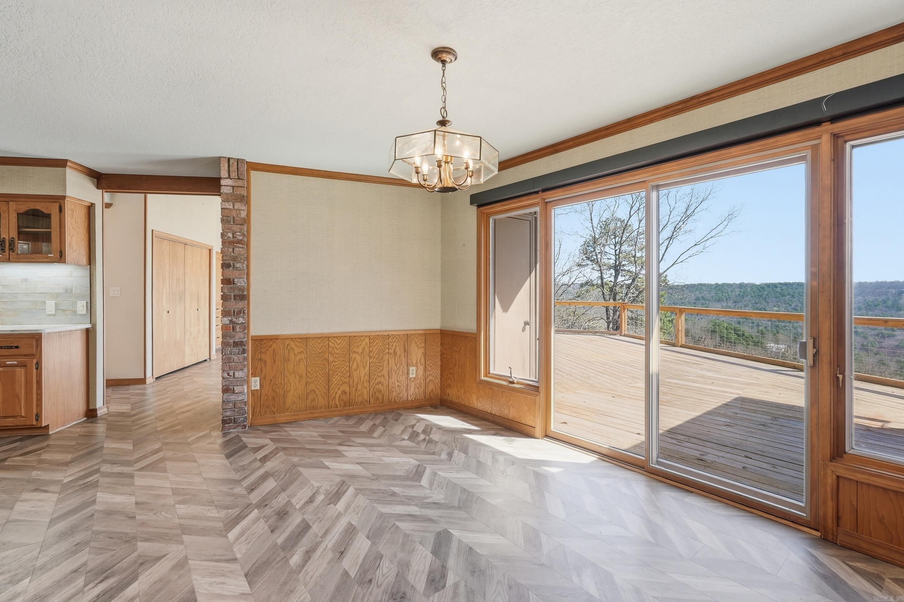 CHELSEA GLADE - Residential