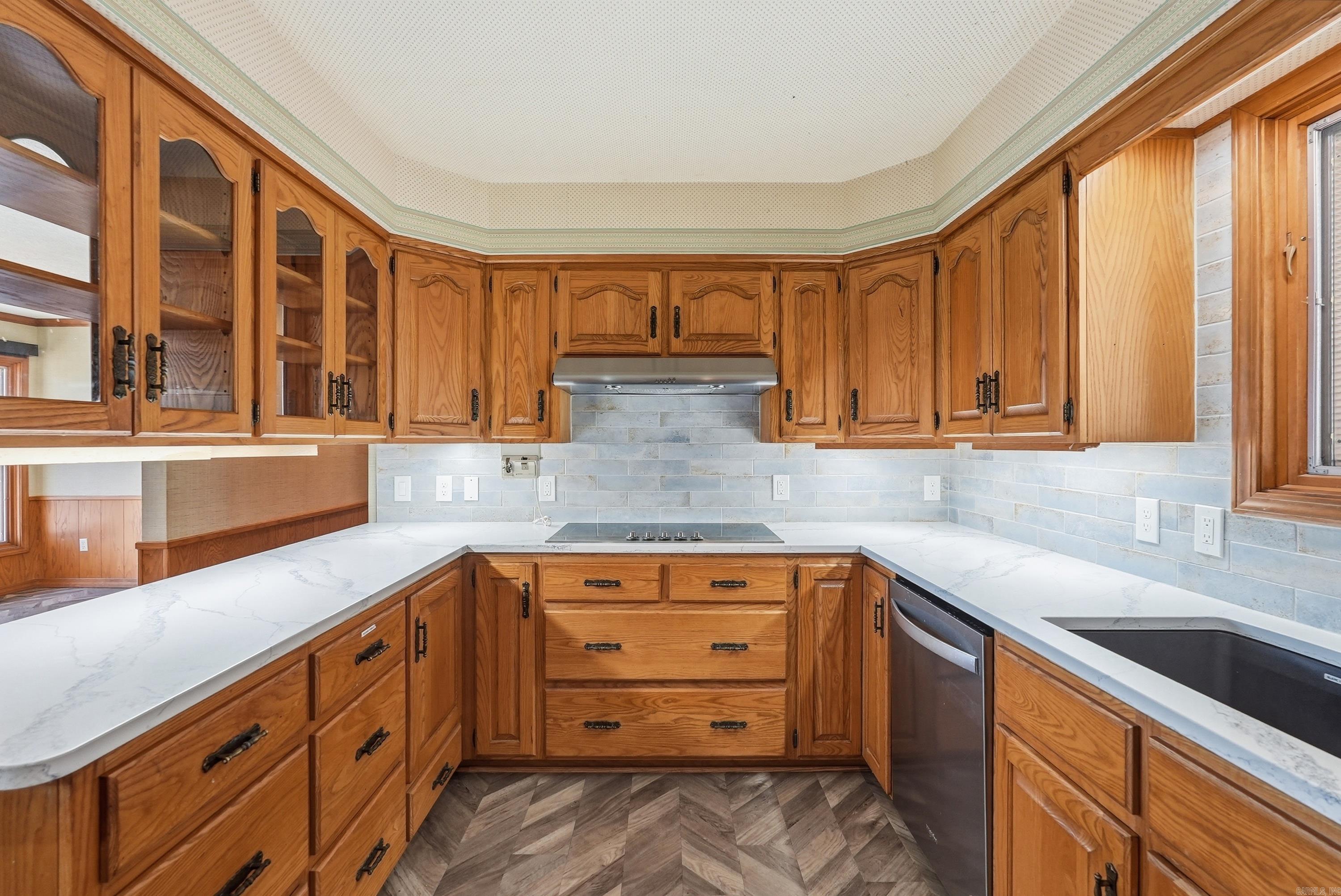 CHELSEA GLADE - Residential