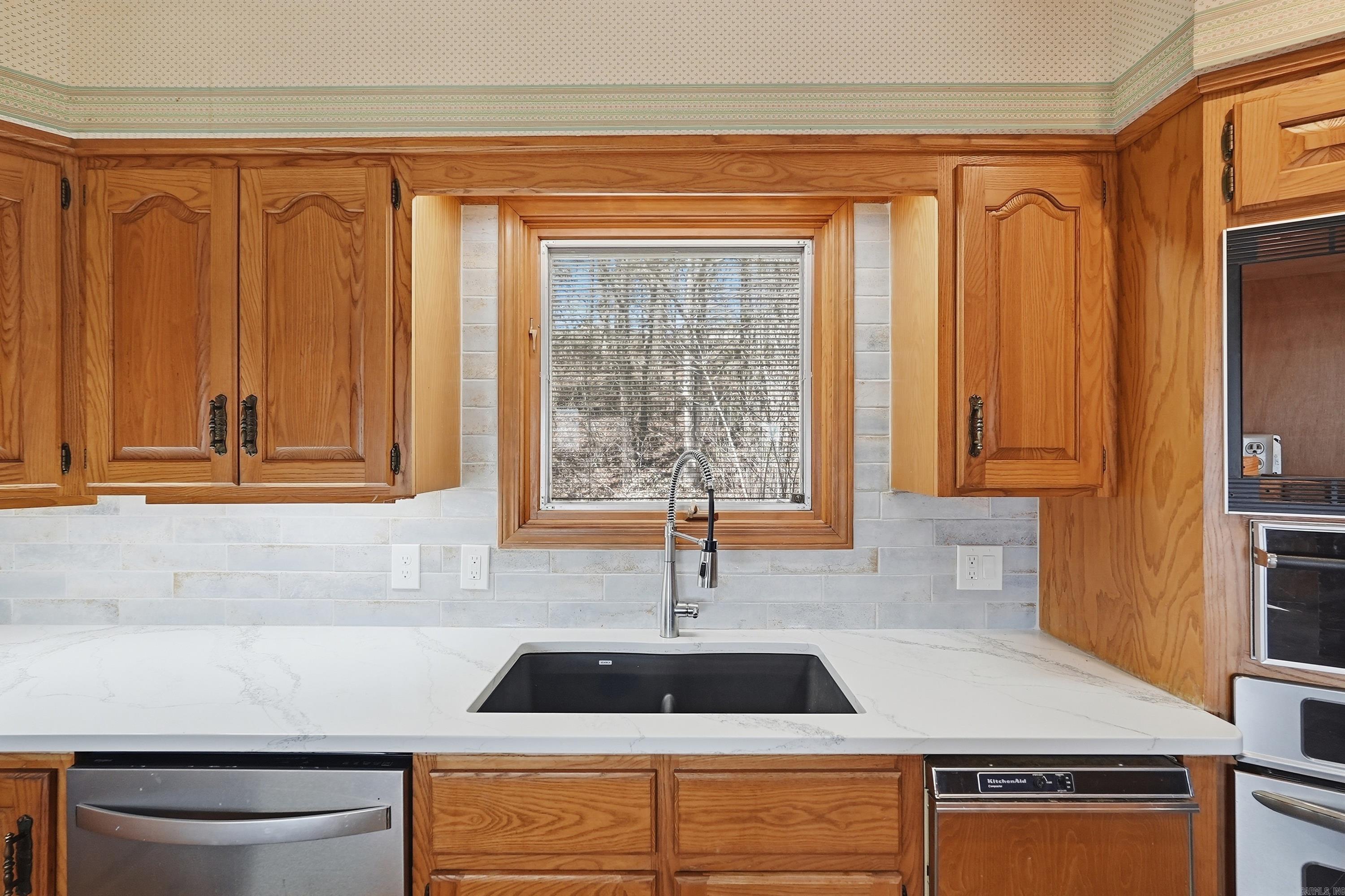 CHELSEA GLADE - Residential