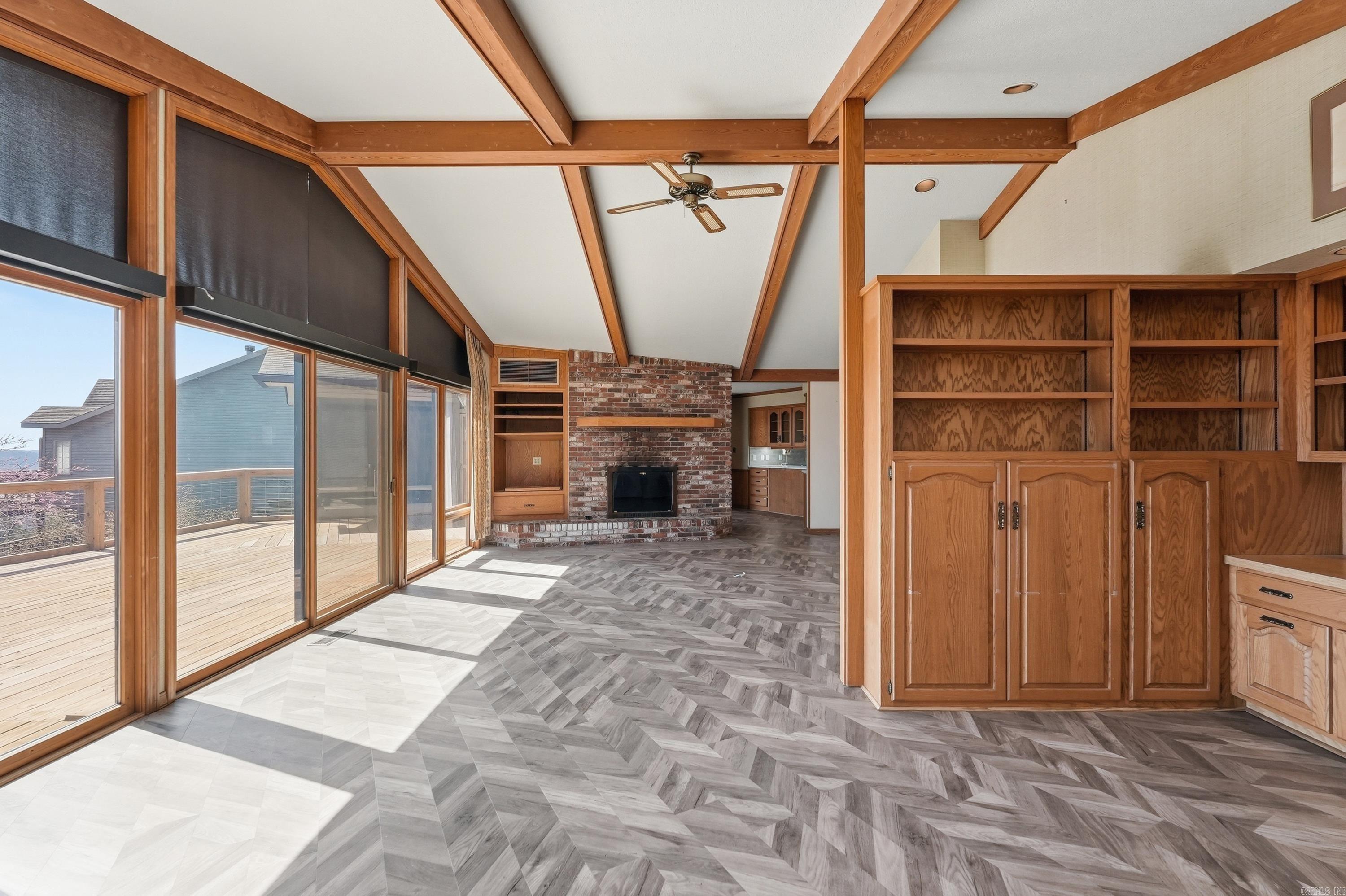 CHELSEA GLADE - Residential