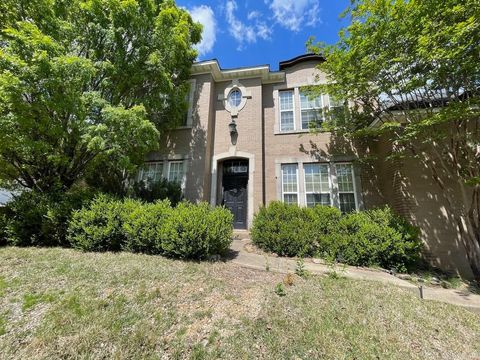 Photo of 148 Challain Drive, Little Rock, AR 72223 (MLS # 26014592)