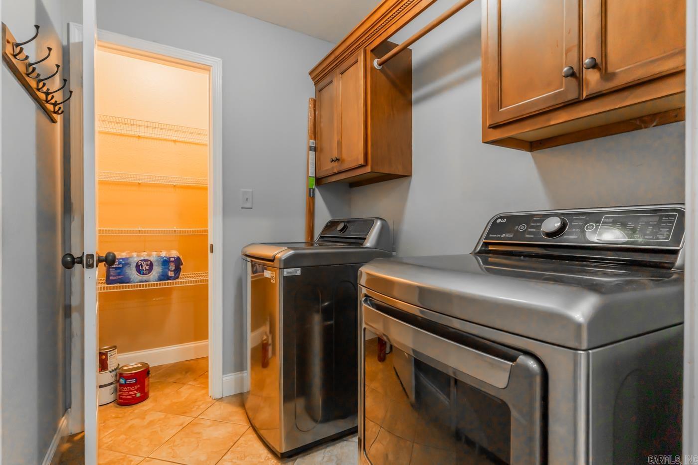 JORDAN KAITLYN - Residential