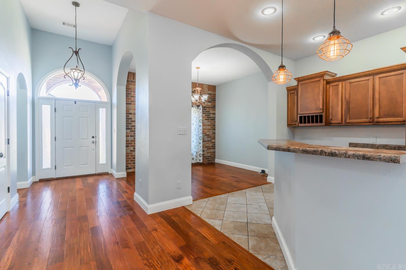 JORDAN KAITLYN - Residential