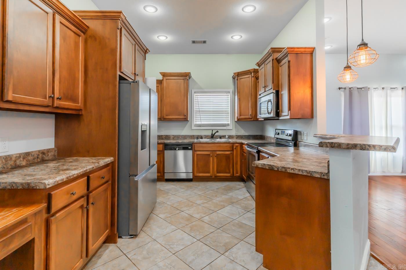 JORDAN KAITLYN - Residential