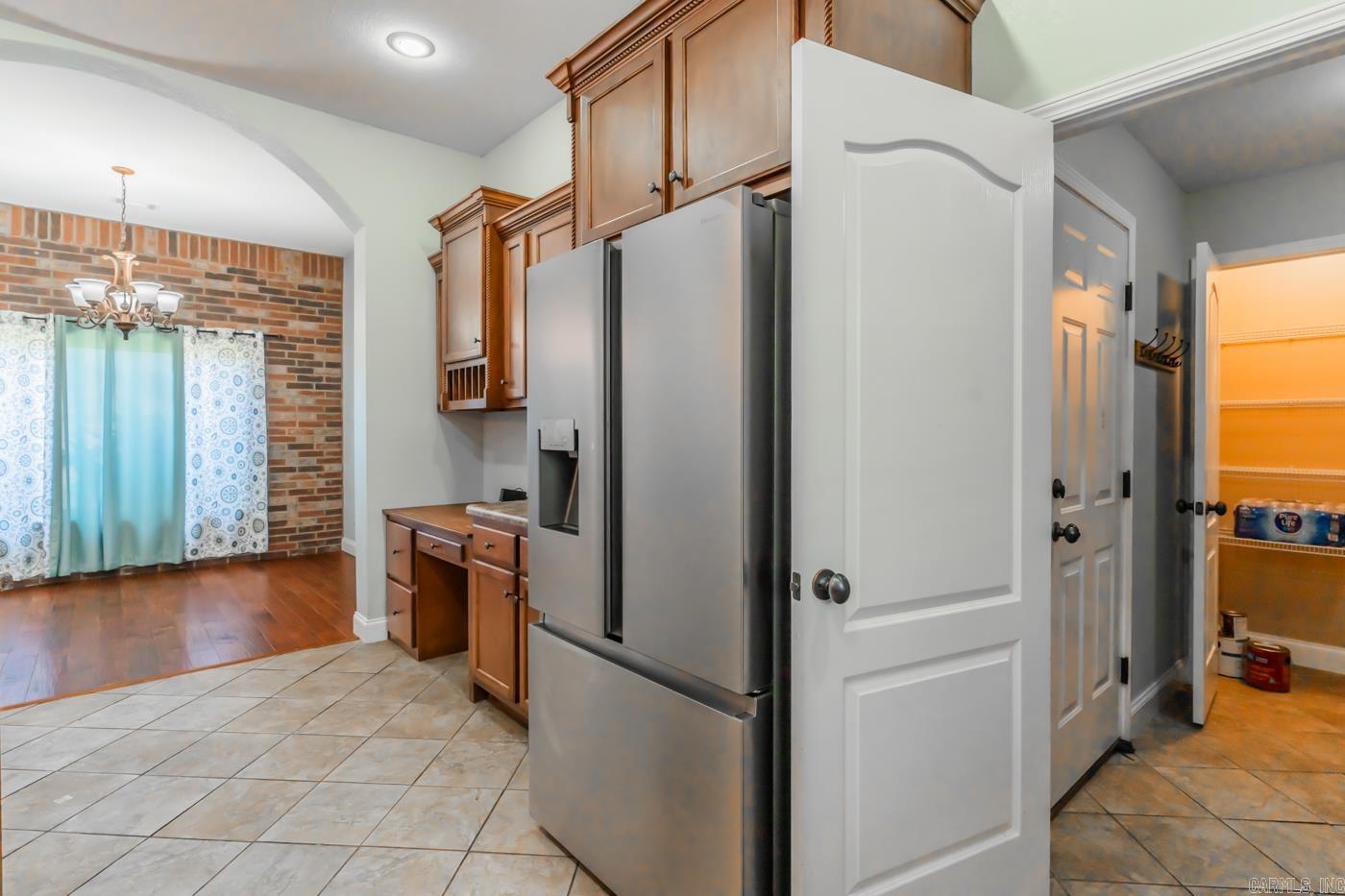 JORDAN KAITLYN - Residential