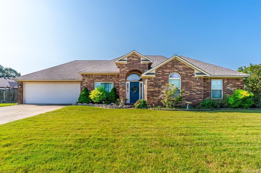 Welcome to Market 1403 Lynn Street of Lake City Arkansas. This 2009 brick beauty topped with a new roof in 2021 and new central air and heat in 2020. Situated on a .35 +/- lot that holds a lovely covered patio in the fenced in backyard that has a pavilion perfect for entertaining it also includes a shed for plenty of storage space. The interior holds 3 bedrooms, 2 bathrooms, separate formal dining open to the living room. This home is conveniently located near Riverside public schools. Call today to schedule a tour to make this house your home.