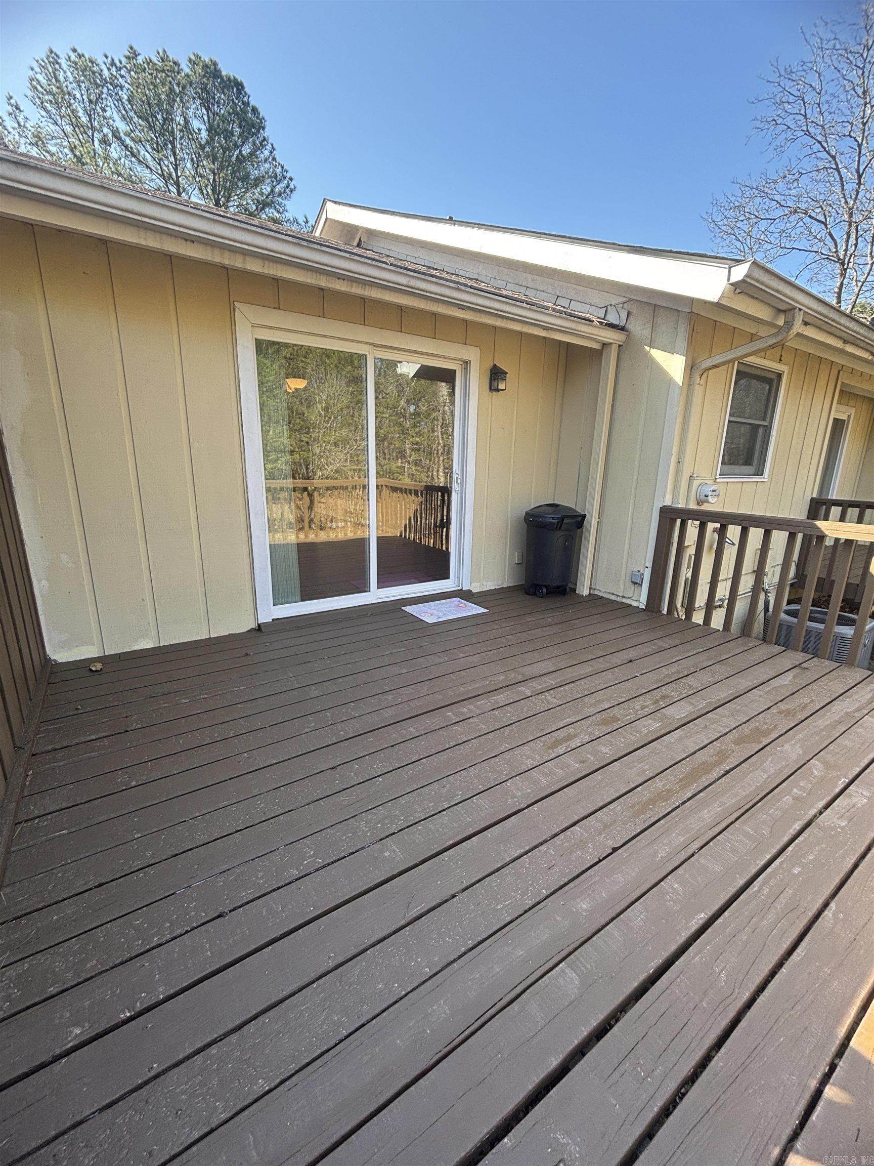 VALENCIA COURTS - Residential