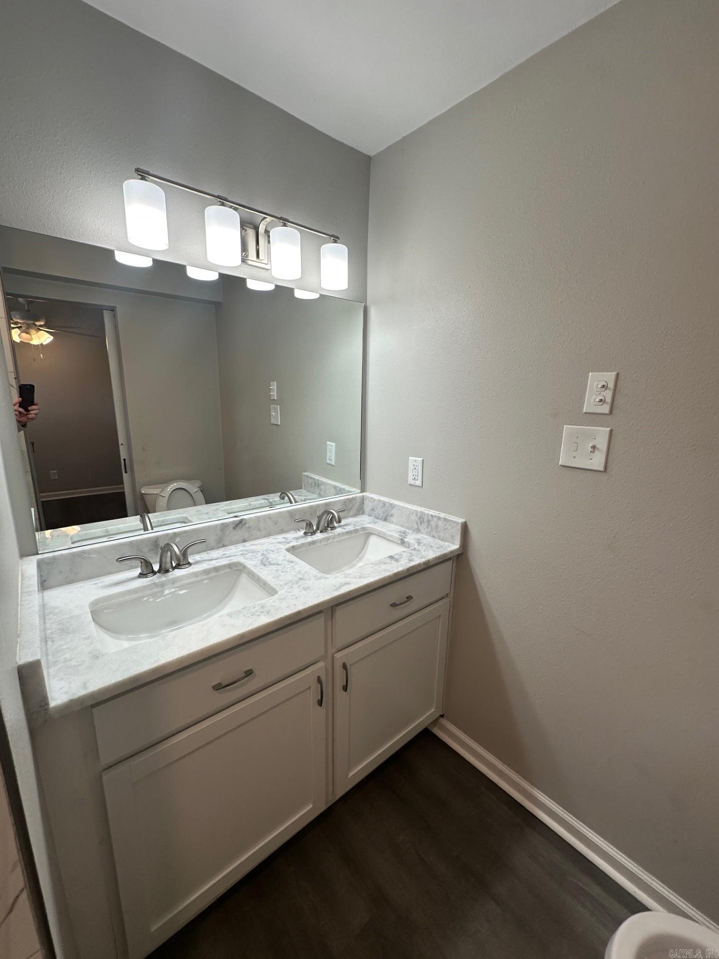 Riffel & Rhoten - Residential