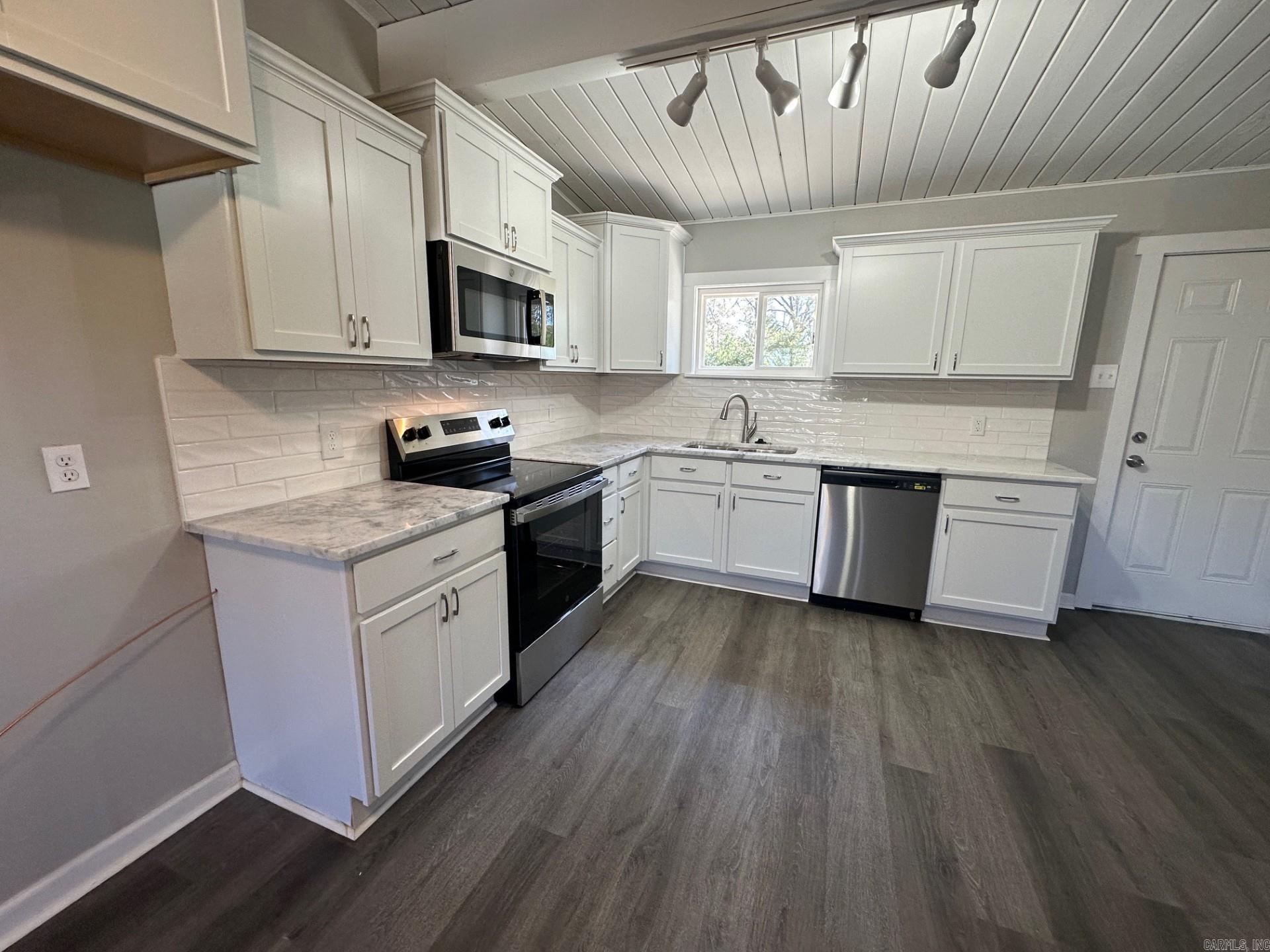 Riffel & Rhoten - Residential