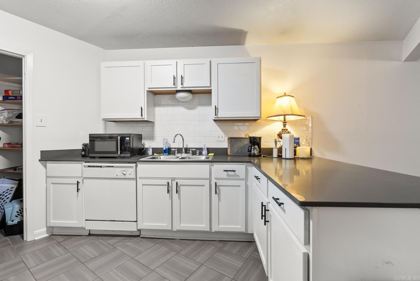 Hillcrest-Pfeifer - Residential Income