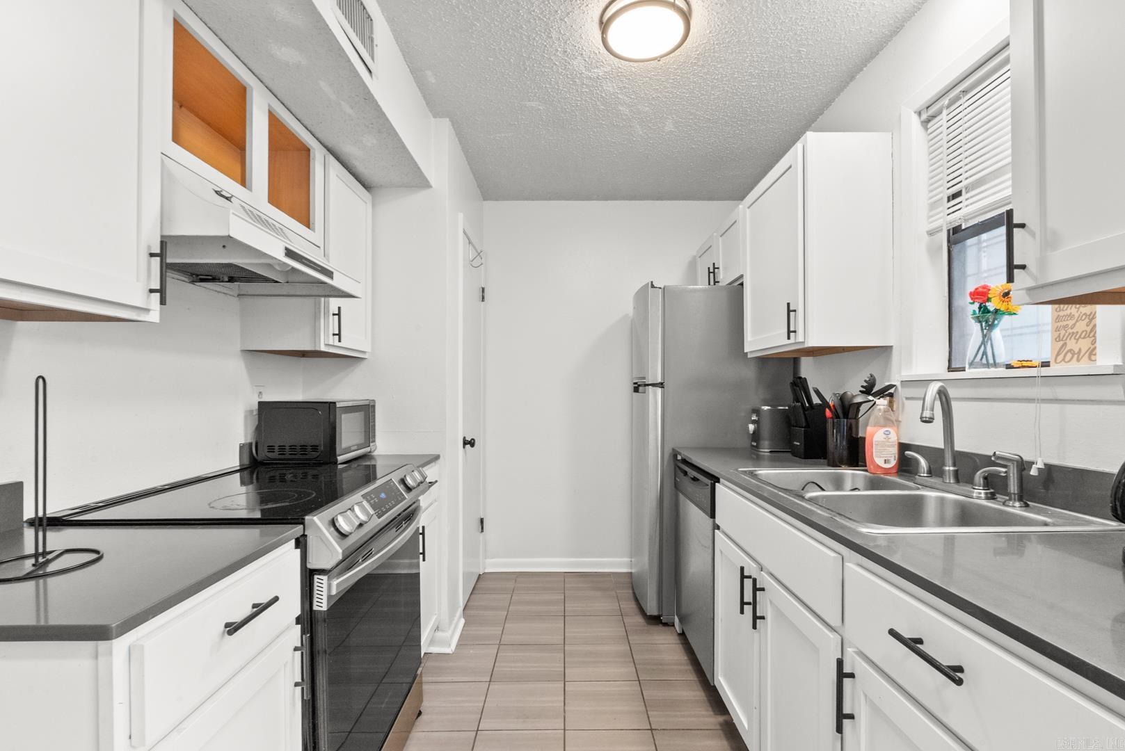 Hillcrest-Pfeifer - Residential Income