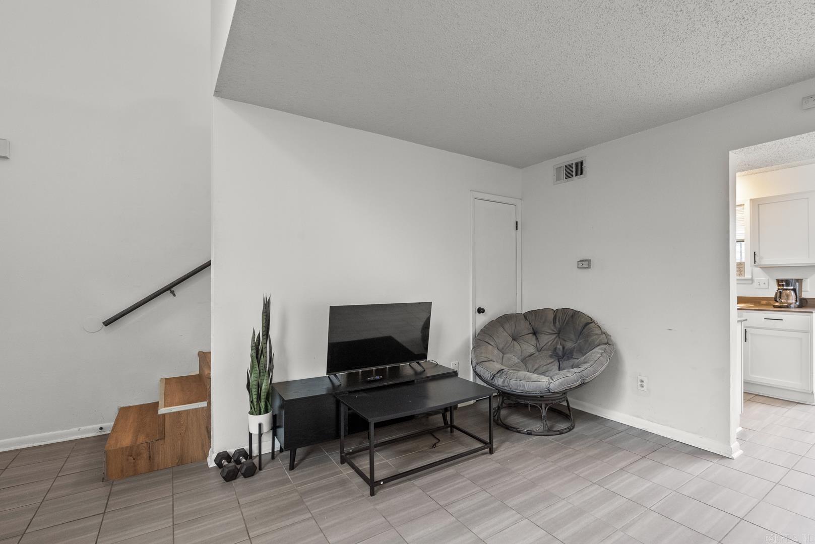 Hillcrest-Pfeifer - Residential Income