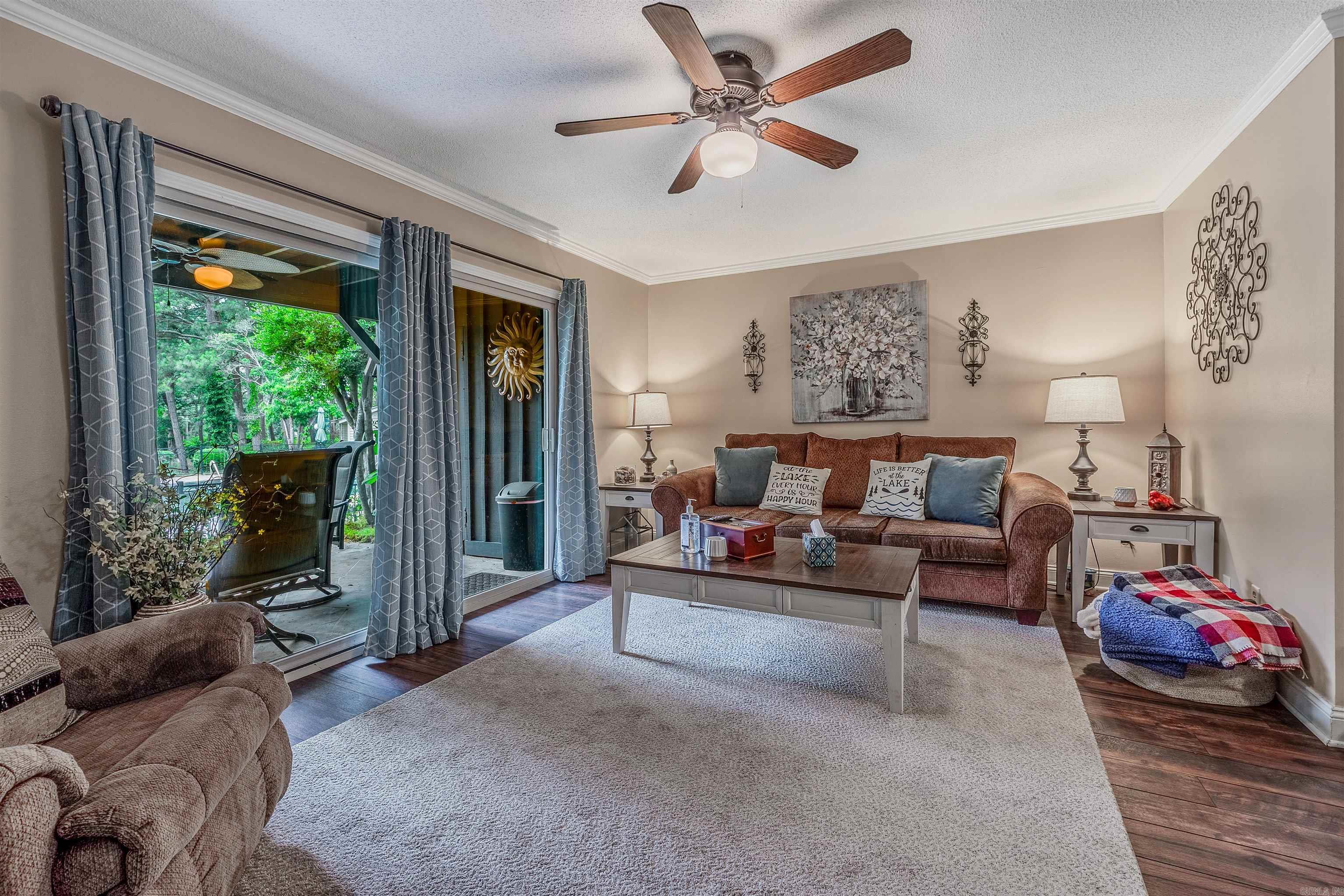 DISCOVERY BAY COLONY REG. - Residential