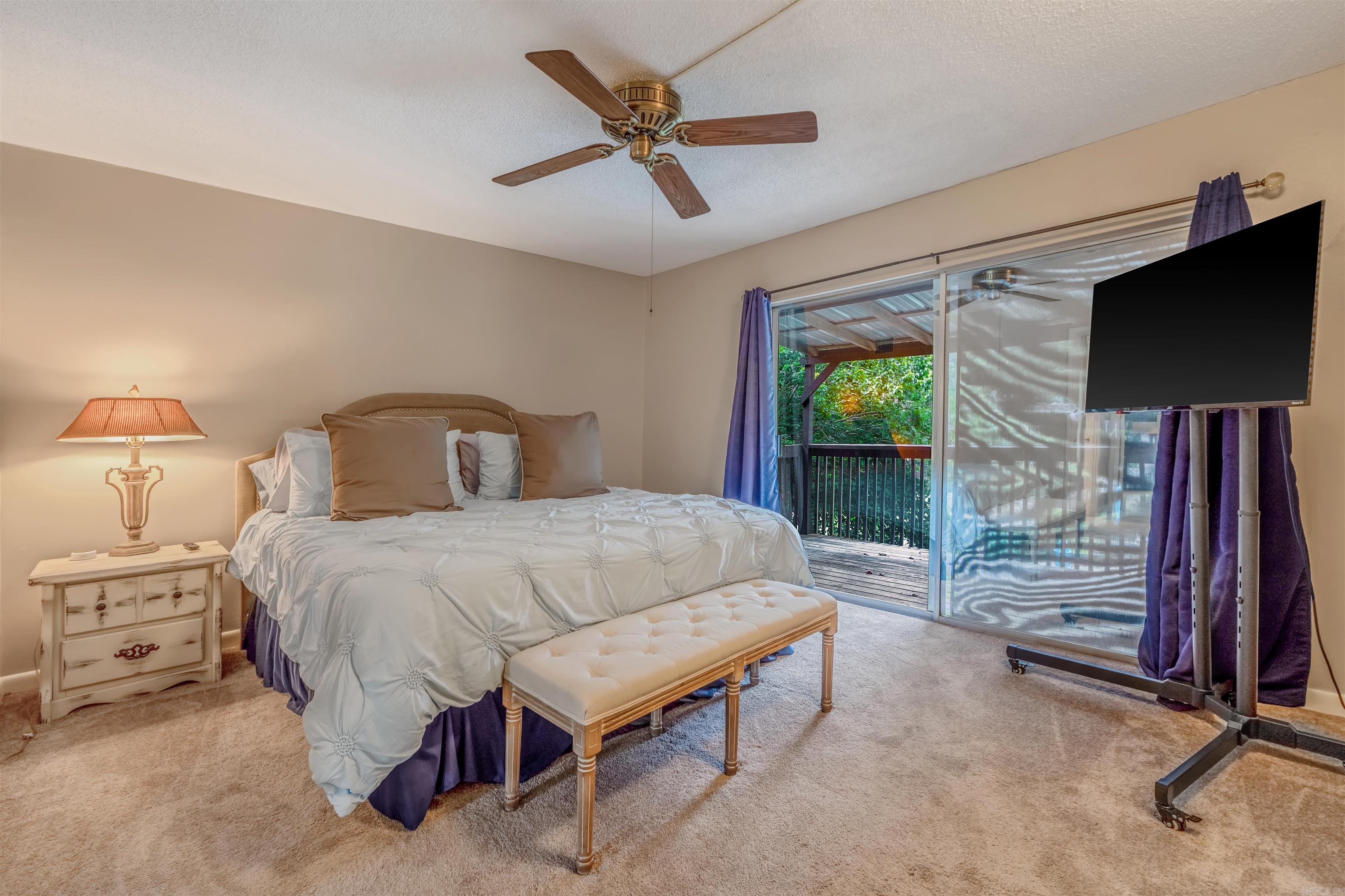 DISCOVERY BAY COLONY REG. - Residential